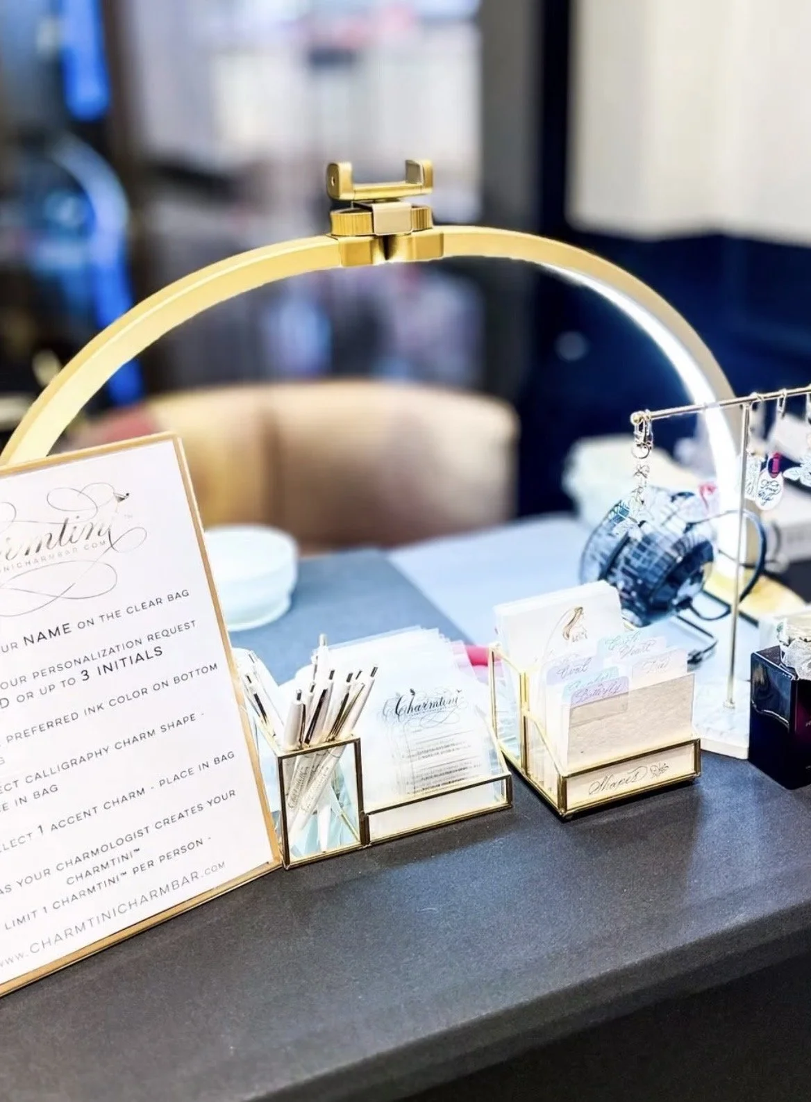 charmtini™ charm bar event table