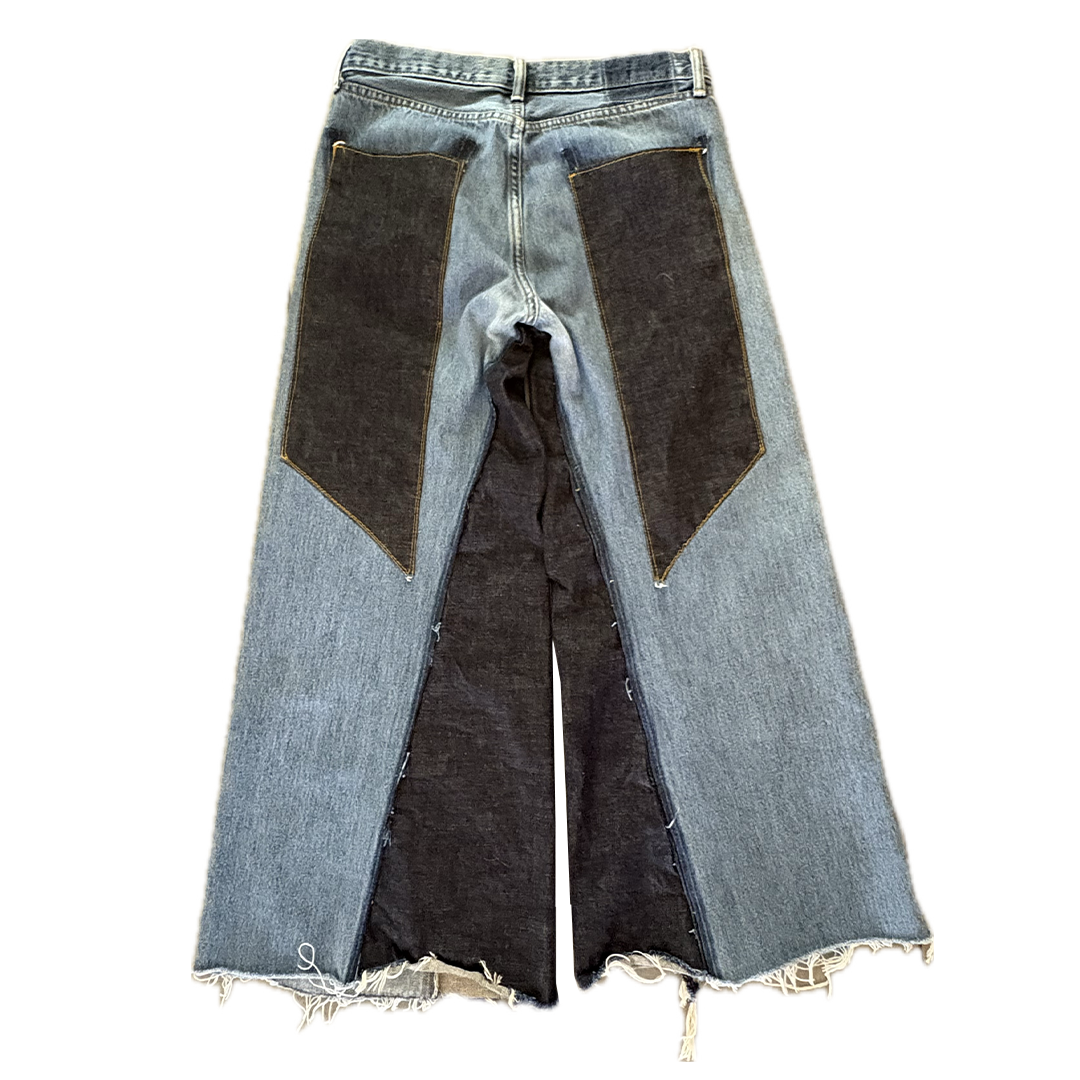 BigBackPocketJeansBack.PNG