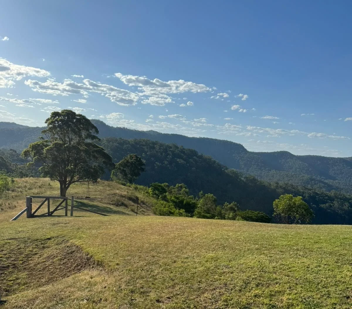 Massive thank you to Steve &amp; Luke at @muscleandmop for taking on our huge lawns and making the whole property look incredible.
You guys always go above and beyond. 🌿
If you&rsquo;re thinking of a Hunter Valley escape this summer &mdash; or even 