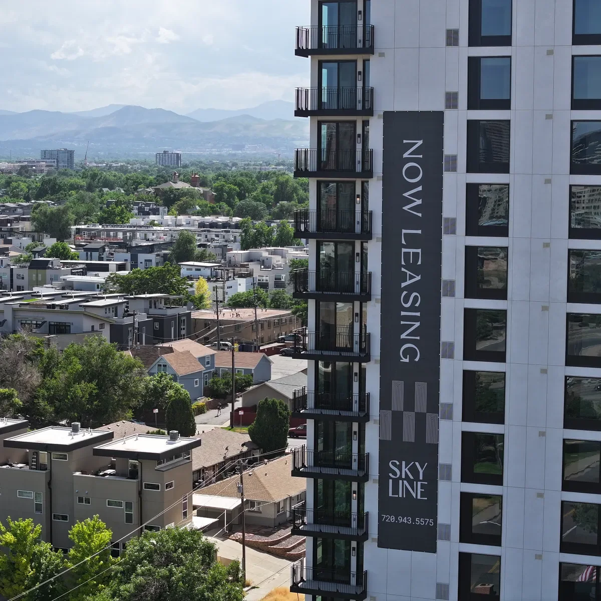 A New Standout of Urban Living in Denver: Skyline at Highlands