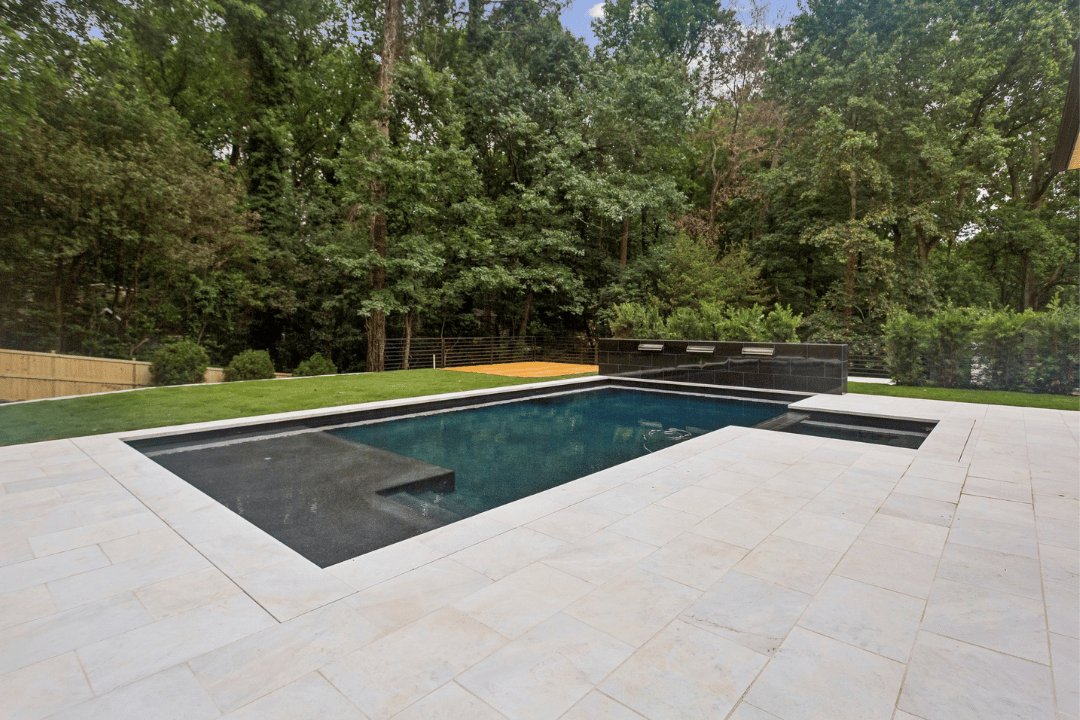 1265 Woods Cir, Atlanta, GA (11).png