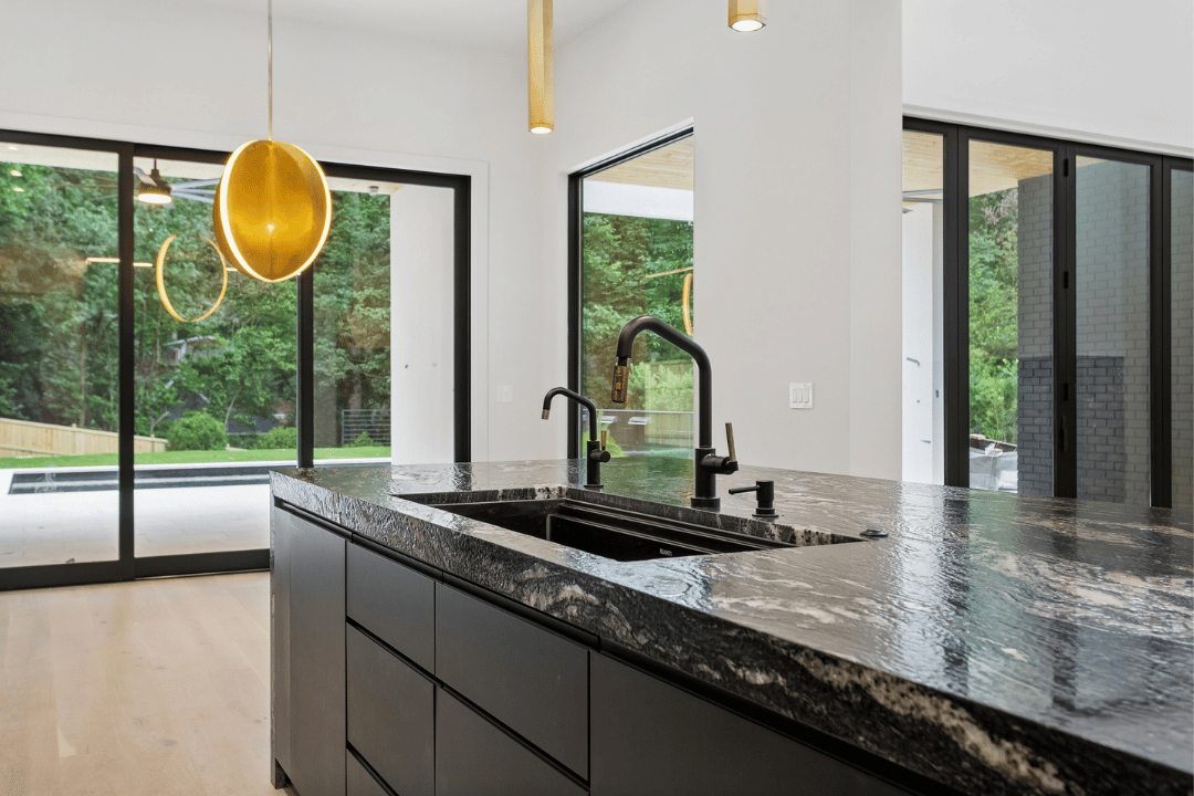 1265 Woods Cir, Atlanta, GA (4).png