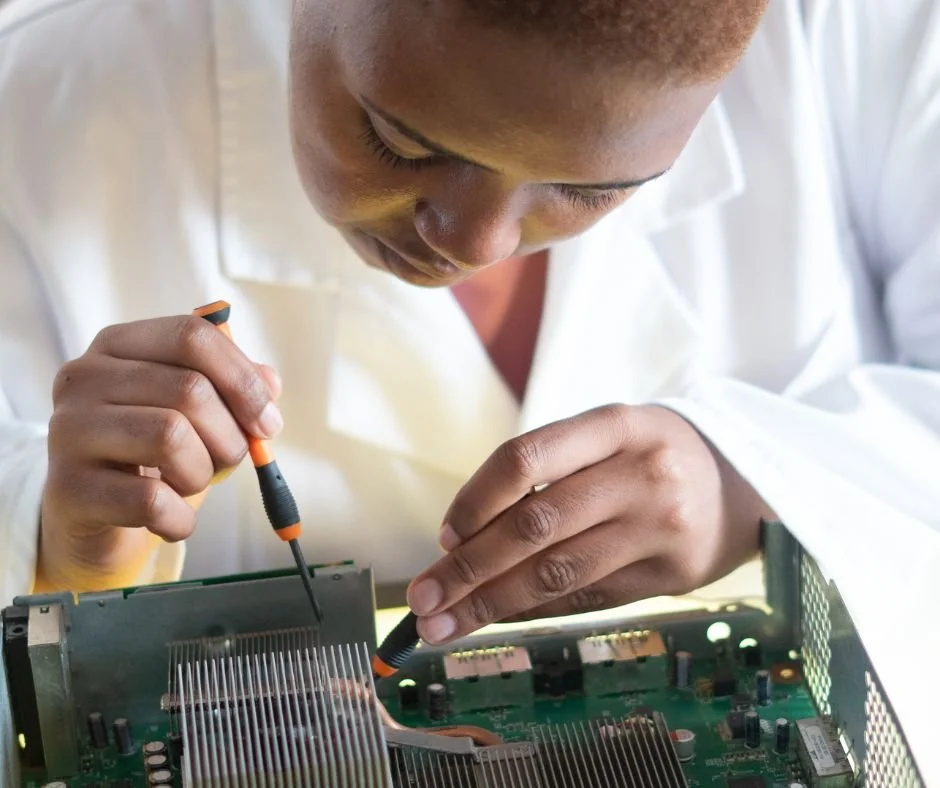 Winning the Tech Race: When to Build, When to Buy