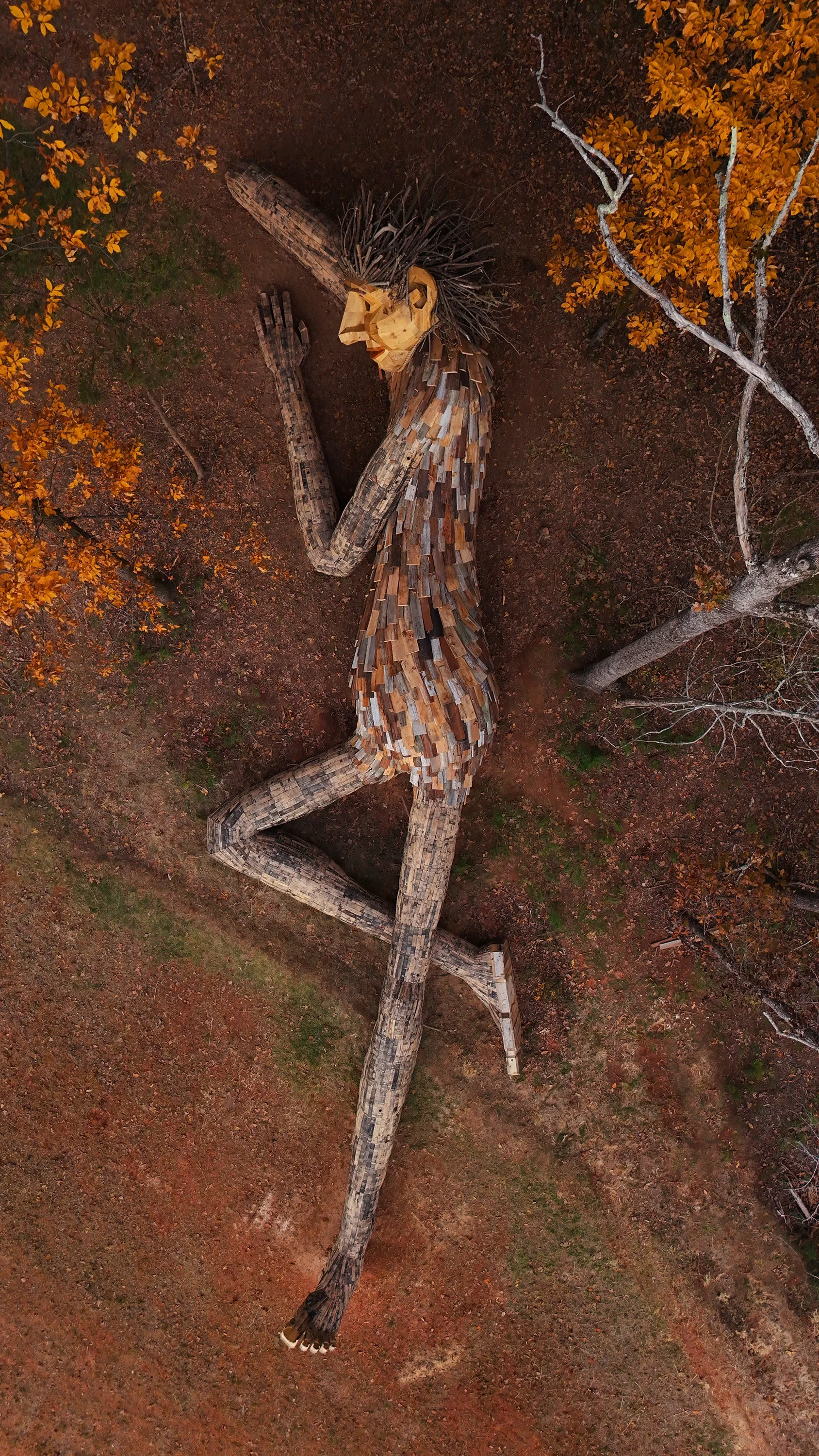 06_Big Pete with Big Feet by Exploredinary Vertical.jpg