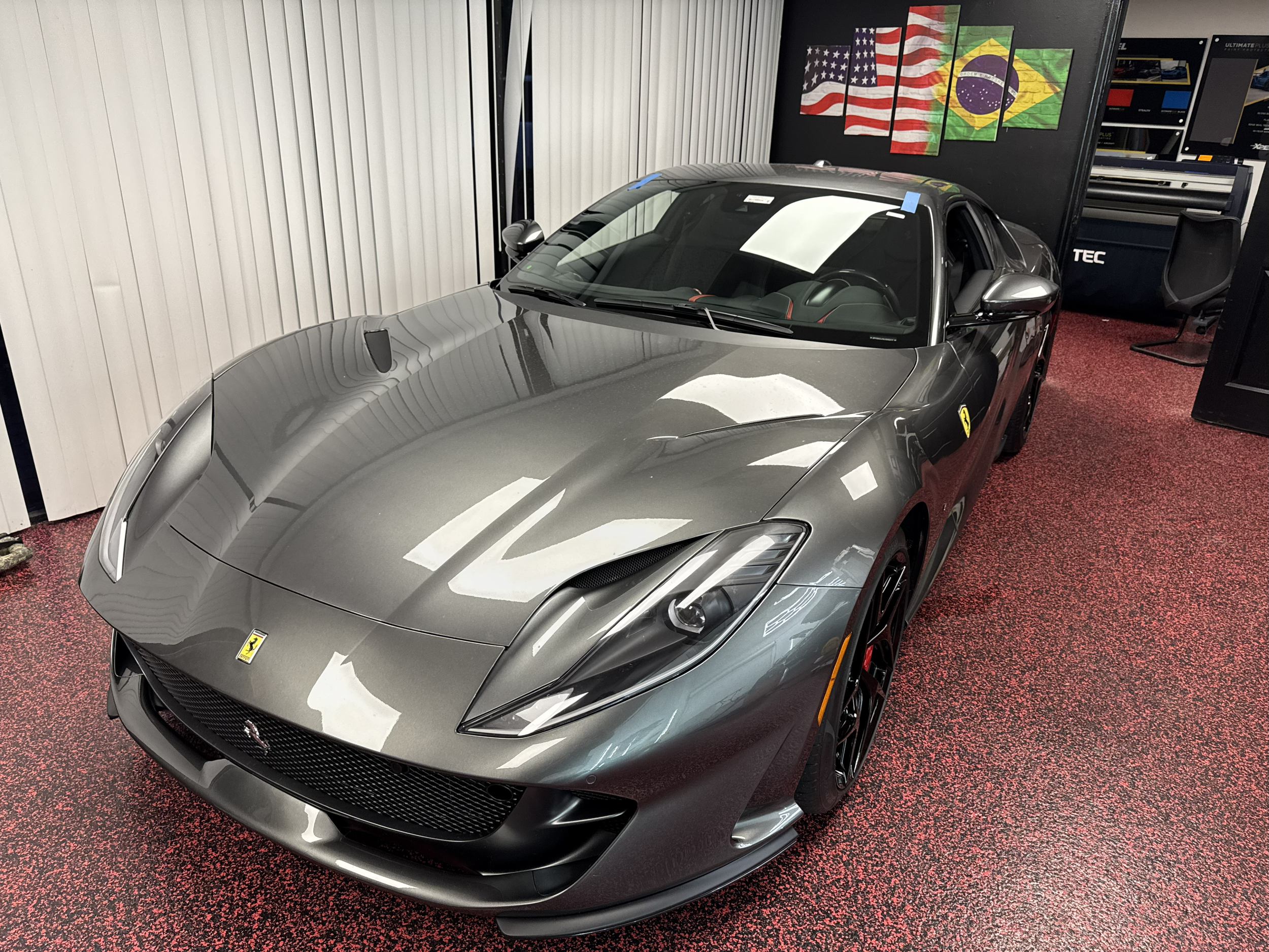 Ferrari 812 Superfast  (1400) 20MB.png