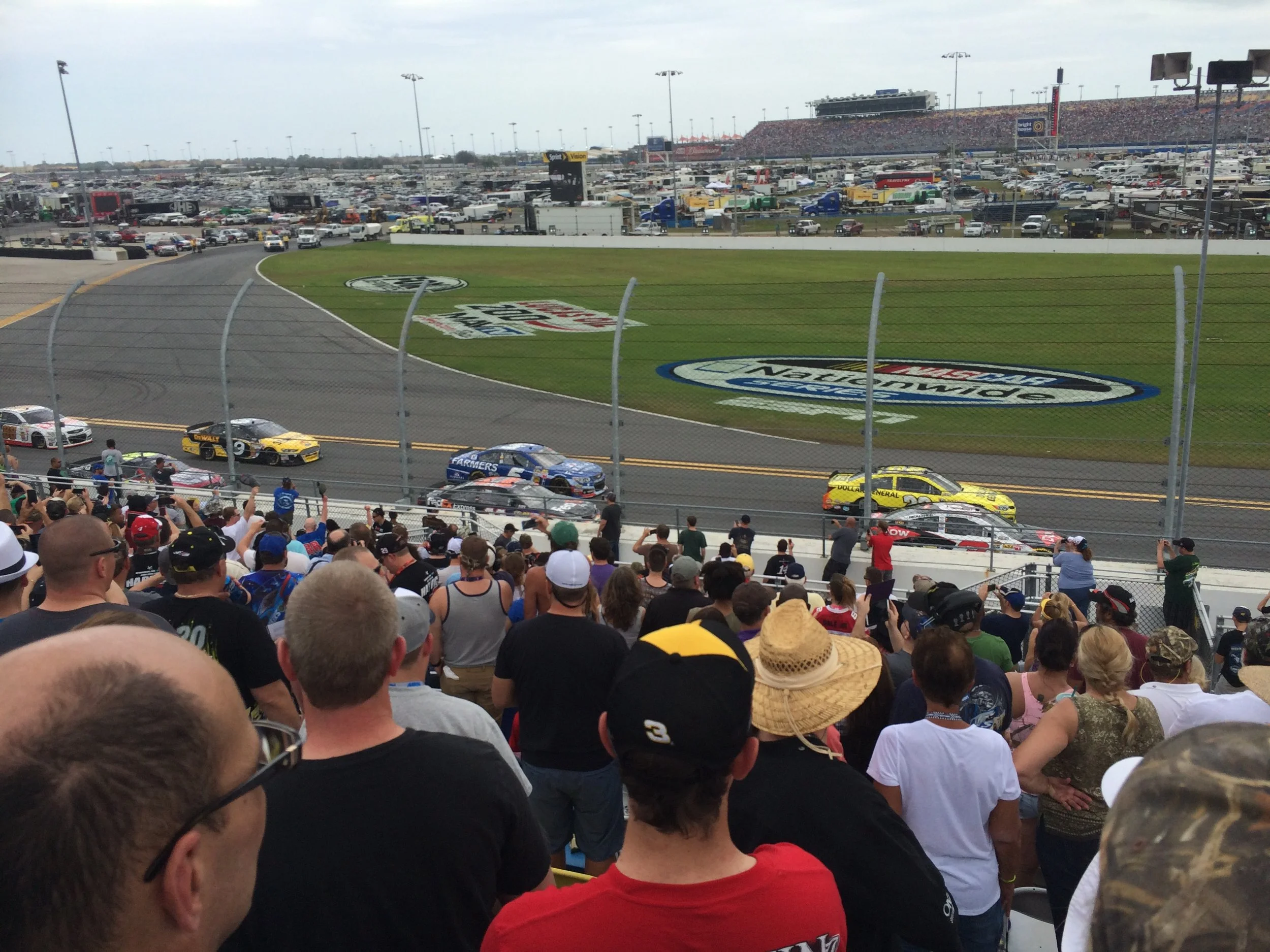 🏁 Visiting for Race Week? Let a Local New Smyrna Beach &amp; Edgewater Realtor Show You Around