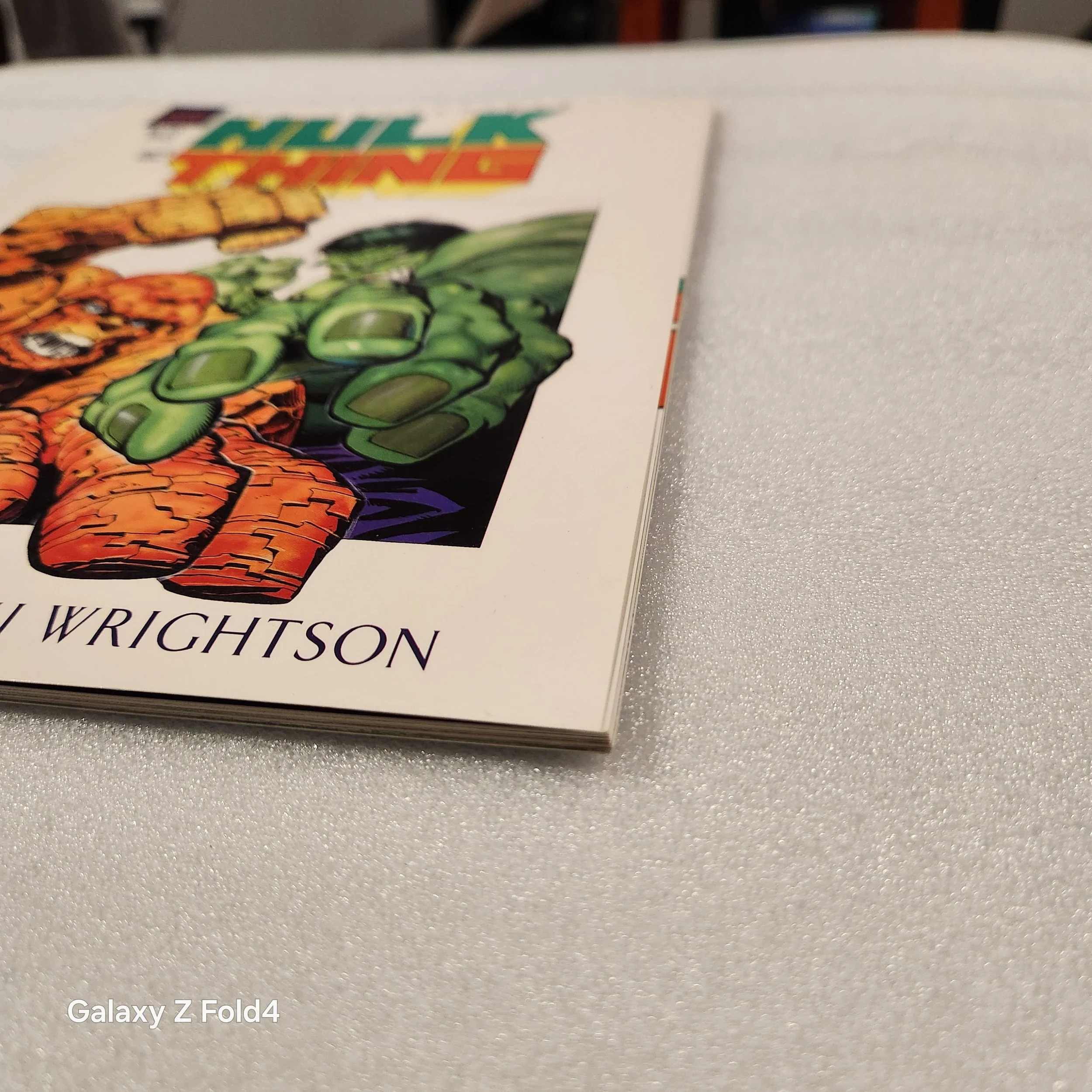 MARVEL GRAPHIC NOVEL- THE HULK AND THE THING  (1).jpg