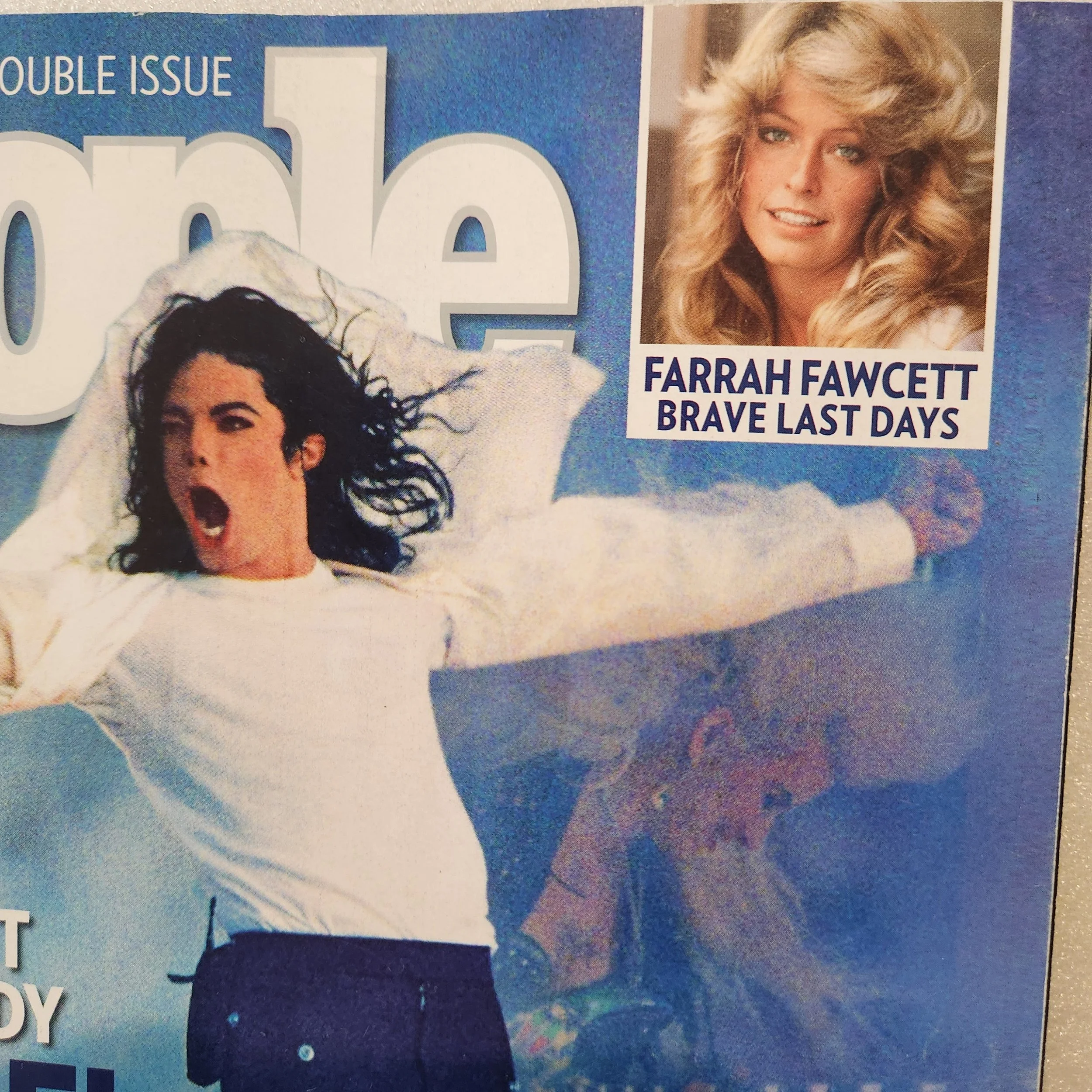 people-magazine-the-talent-and-tragedy-of-michael-jackson-1958-2009-15 (1)20260117-112936.jpg