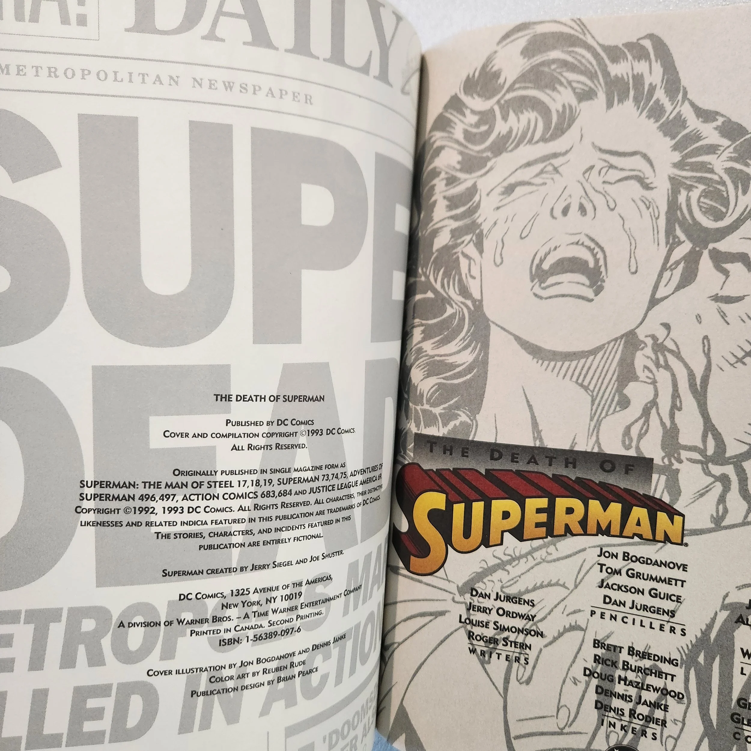 dc-comics-the-death-of-superman-blue-logo-mint-condition-03 (1)20260119-153309.jpg