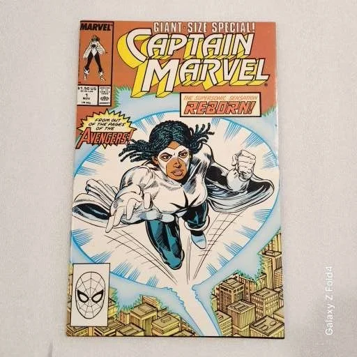 Captain Marvel Vol 2 #1b "The Dream is the Truth" Key Comic VF-NM