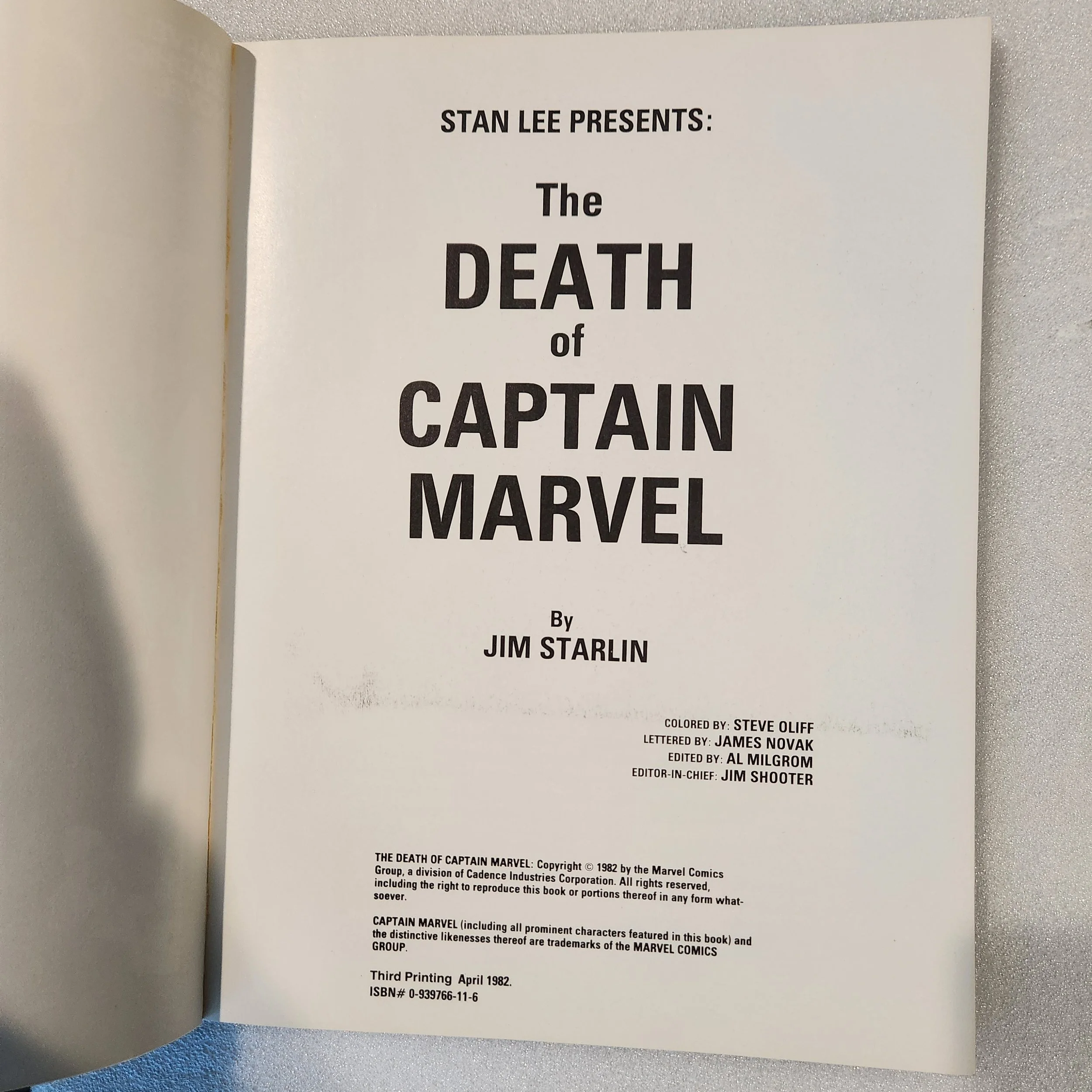 marvel-graphic-novel-the-death-of-captain-marvel-10 (1)20260115-151541.jpg