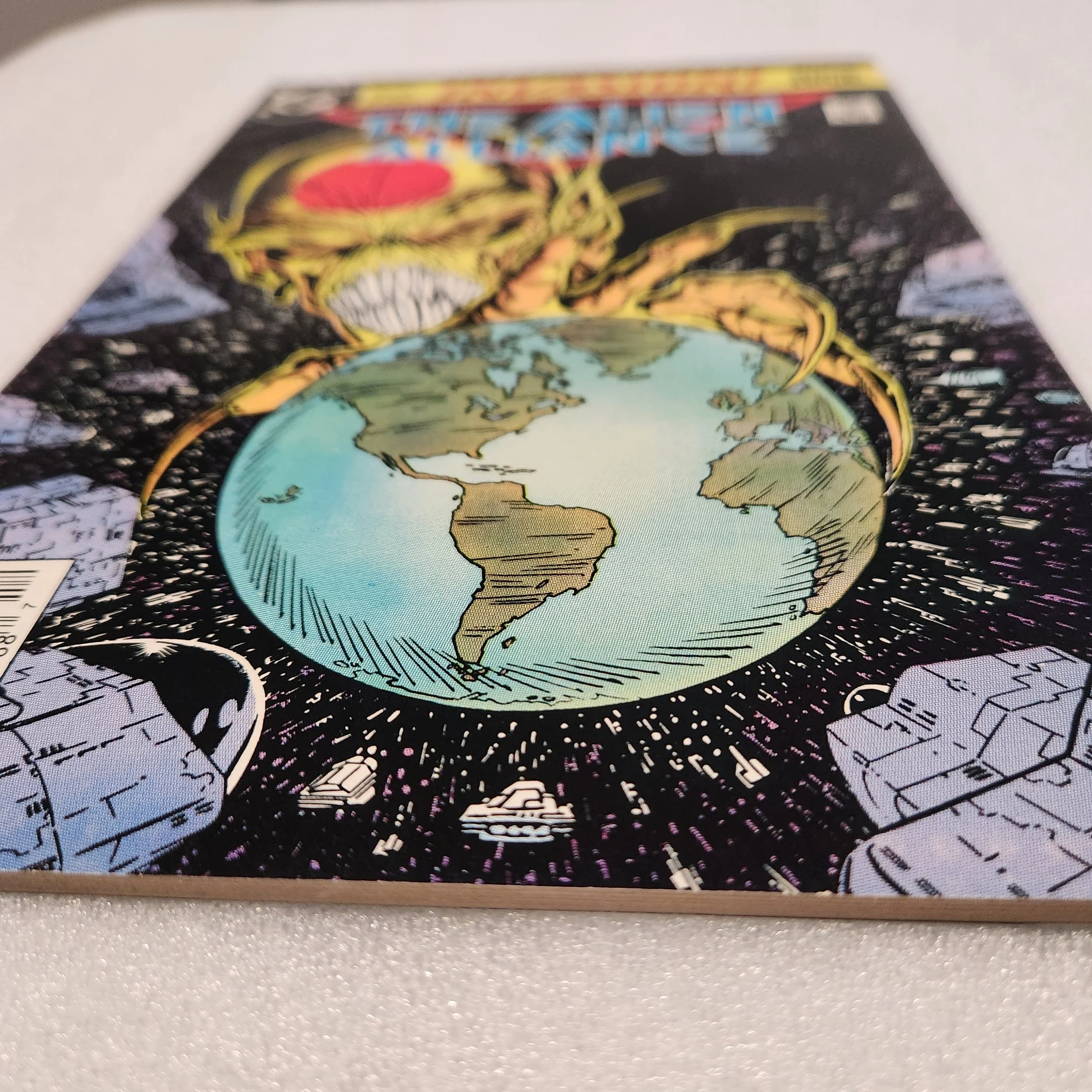 invasion-book-1-dc-comics-nm-mint-condition-02 (1)20260207_035647.jpg