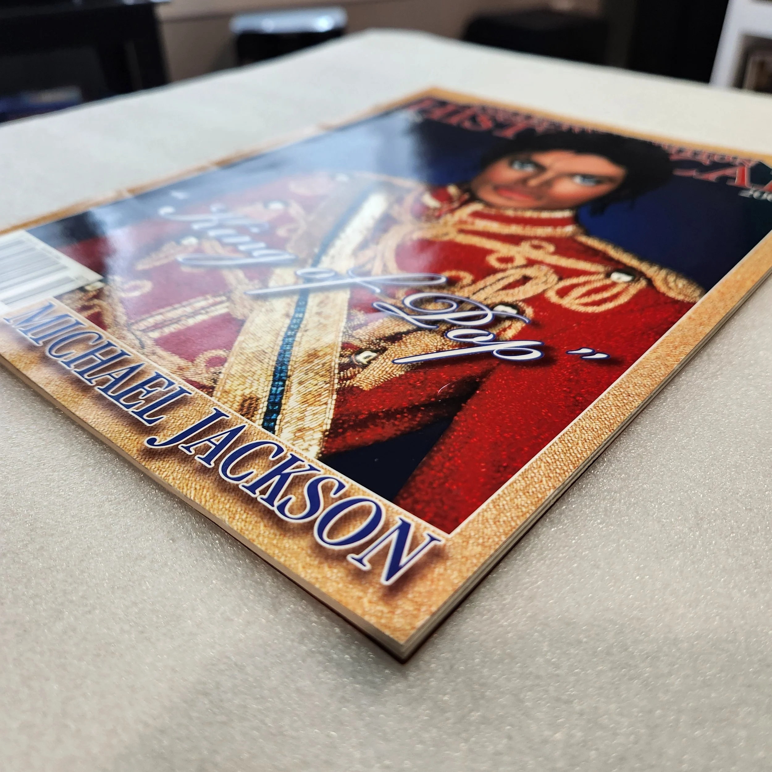 historical-magazine-collectors-edition-king-of-pop-michael-jackson-01.jpg