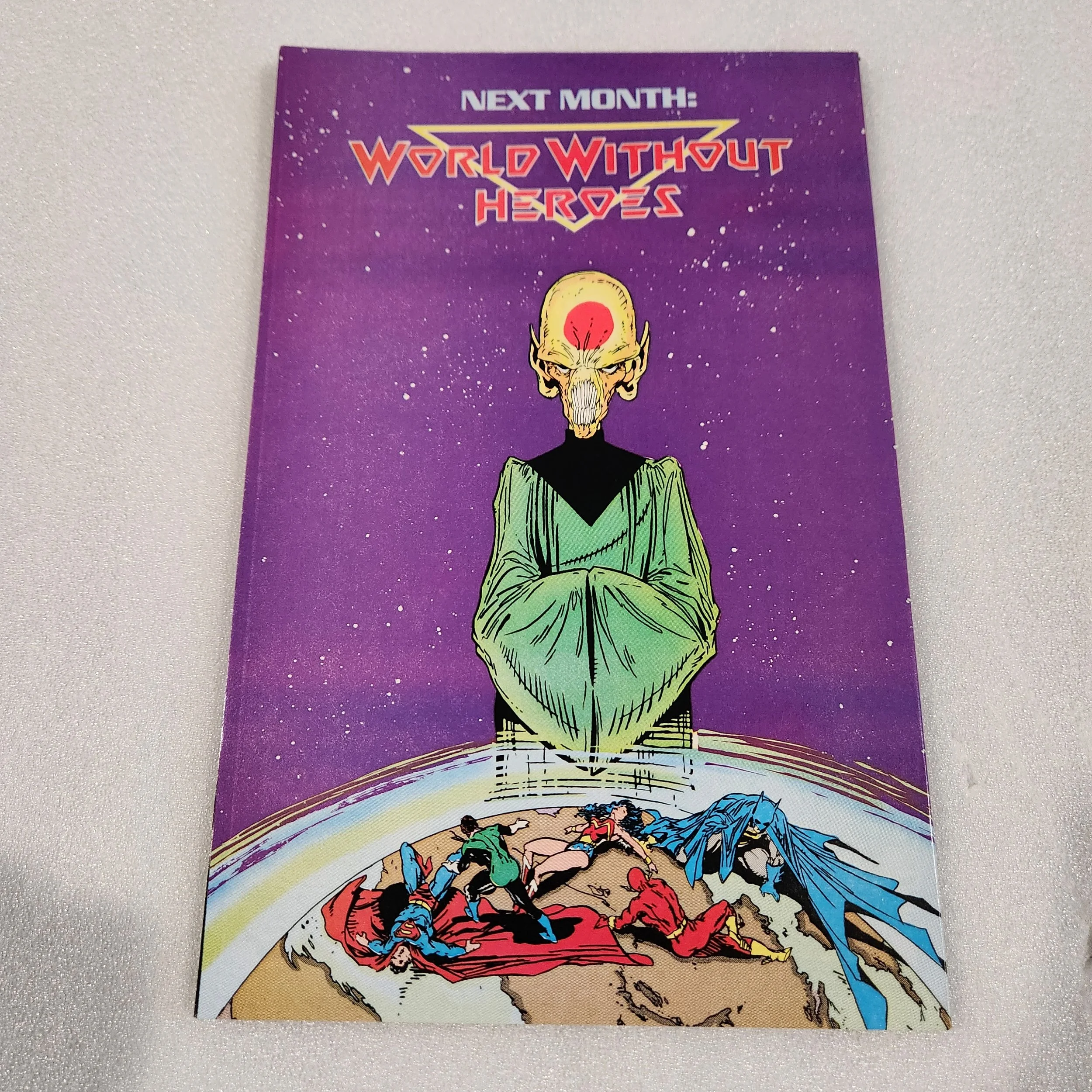 invasion-book-2-dc-comics-nm-mint-condition-16 (1)20260207_040312.jpg