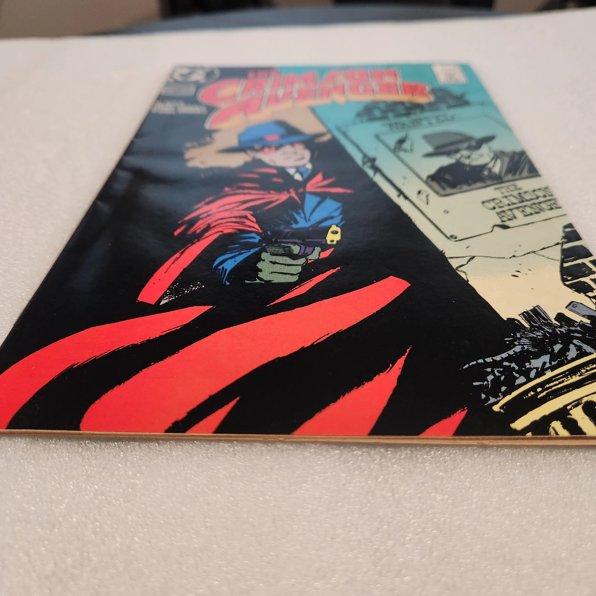 the-crimson-avenger-dc-comics-issue-1-vf-nm-condition-02 (1)20260211_164334.jpg