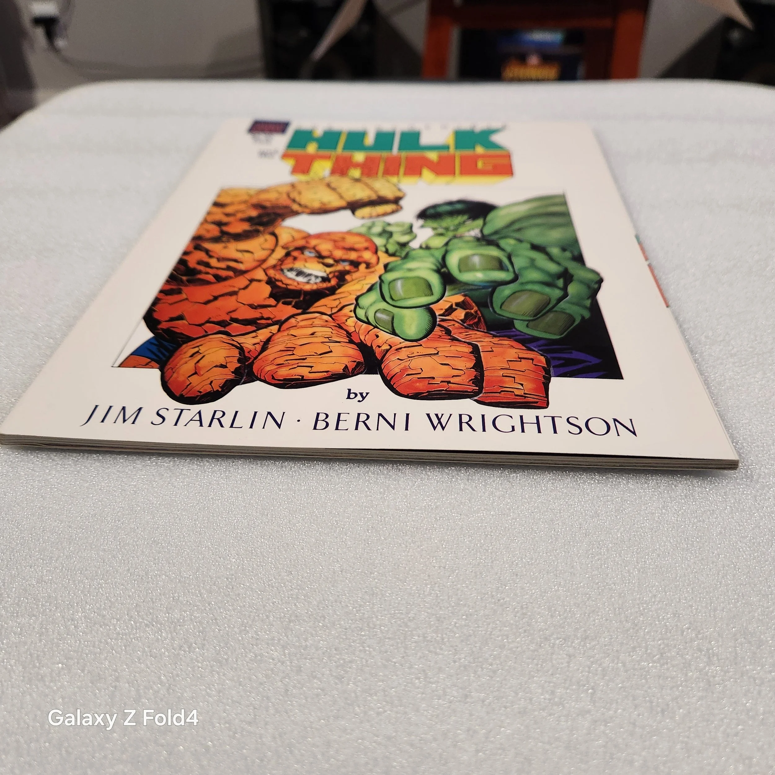 MARVEL GRAPHIC NOVEL- THE HULK AND THE THING  (2).jpg