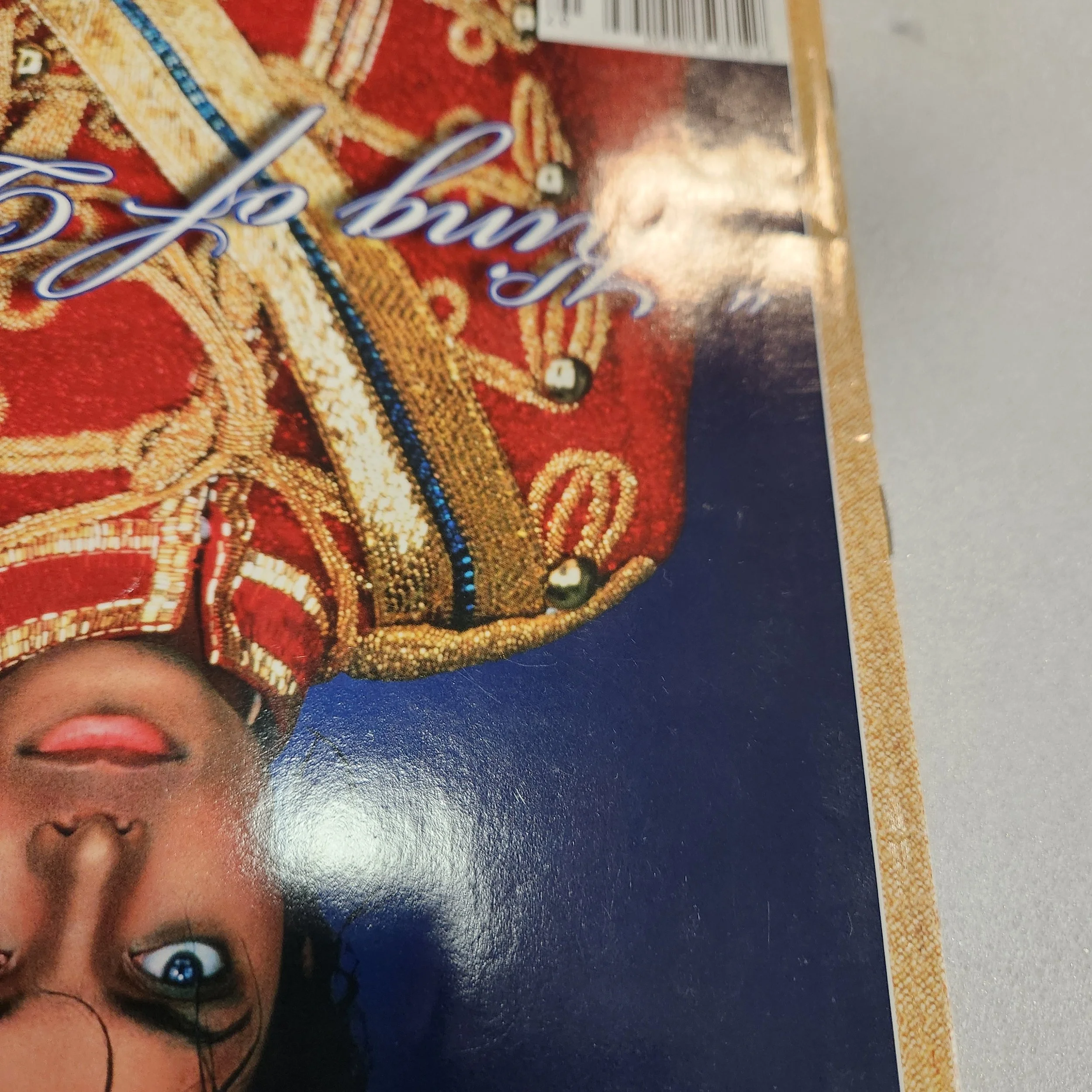 historical-magazine-collectors-edition-king-of-pop-michael-jackson-28.jpg