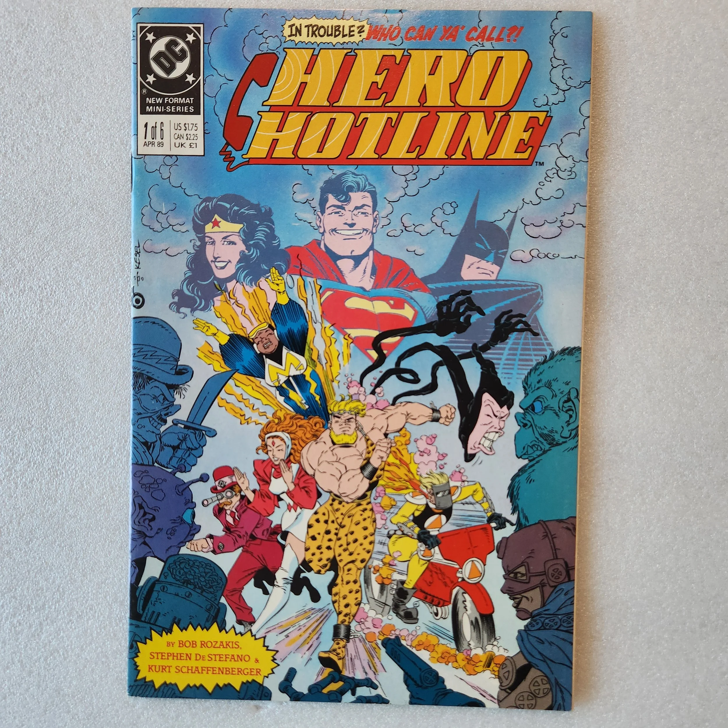 dc-comics-hero-hotline-issue-1-00 (1)20260120-155506.jpg