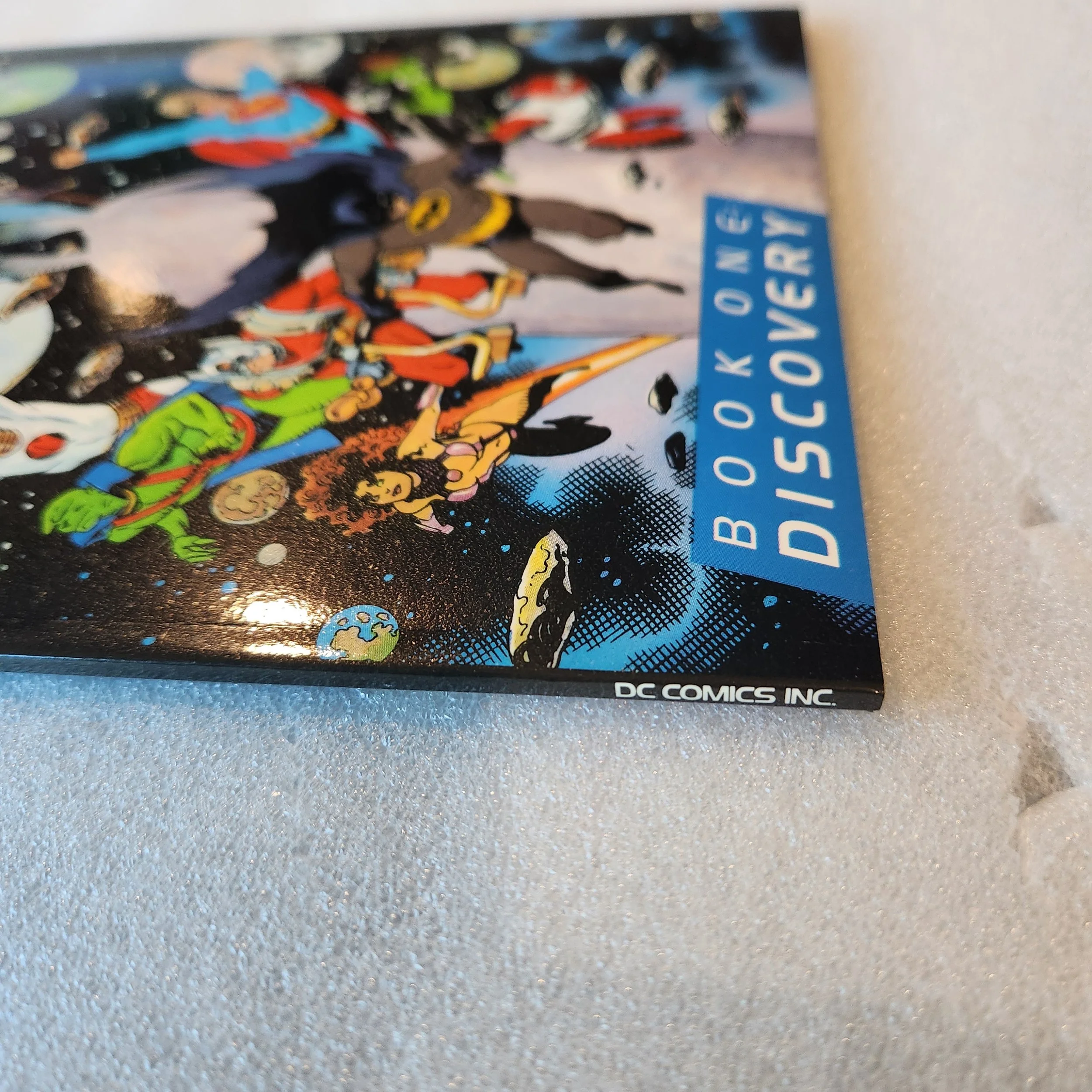 dc-comics-cosmic-odyssey-book-1-mint-condition-04 (1)20260120-162458.jpg