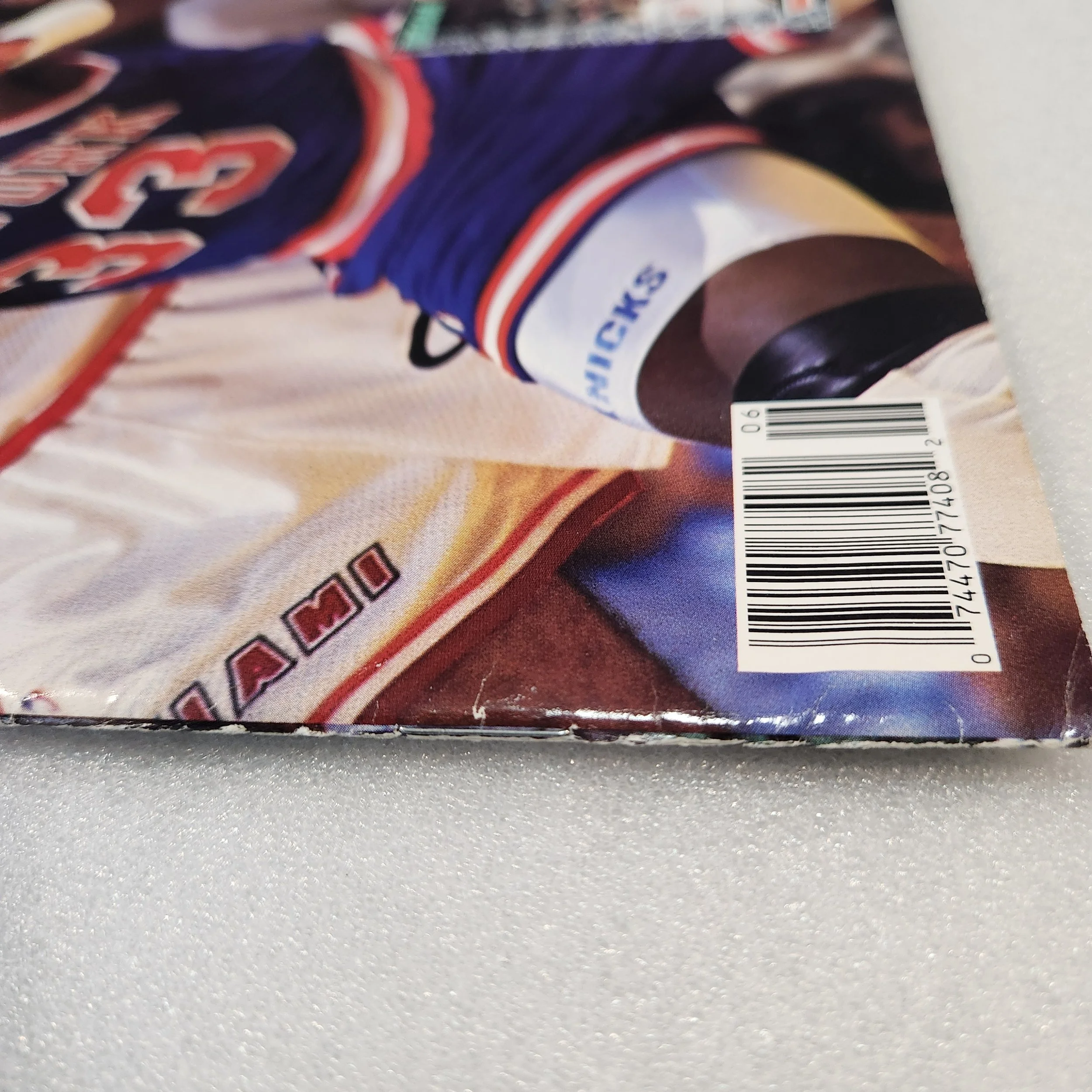 beckett-basketball-monthly-june-1993-issue-35-04 (1)20260117-120753.jpg