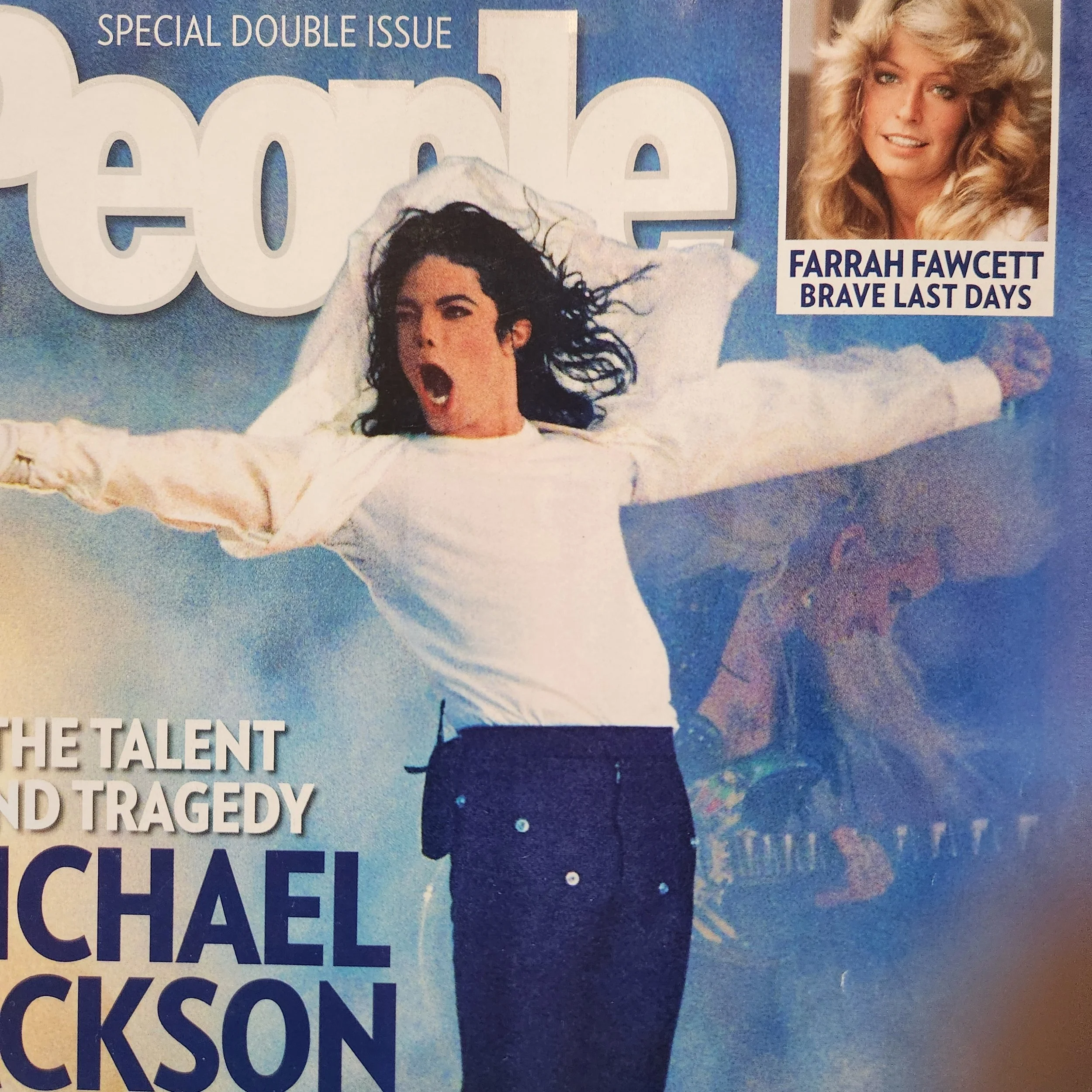 people-magazine-the-talent-and-tragedy-of-michael-jackson-1958-2009-24 (1)20260117-113312.jpg