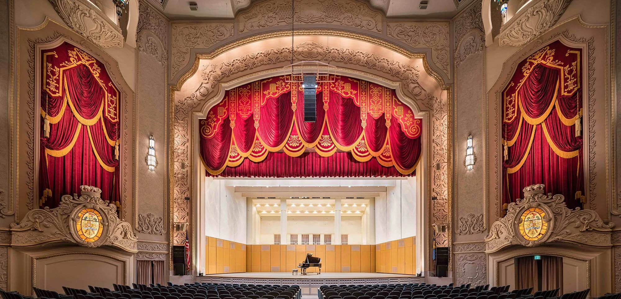 Theater and AV consulting for the Portland’5 Arlene Schnitzer Concert Hall featuring Meyer Sound Constellation acoustic system.