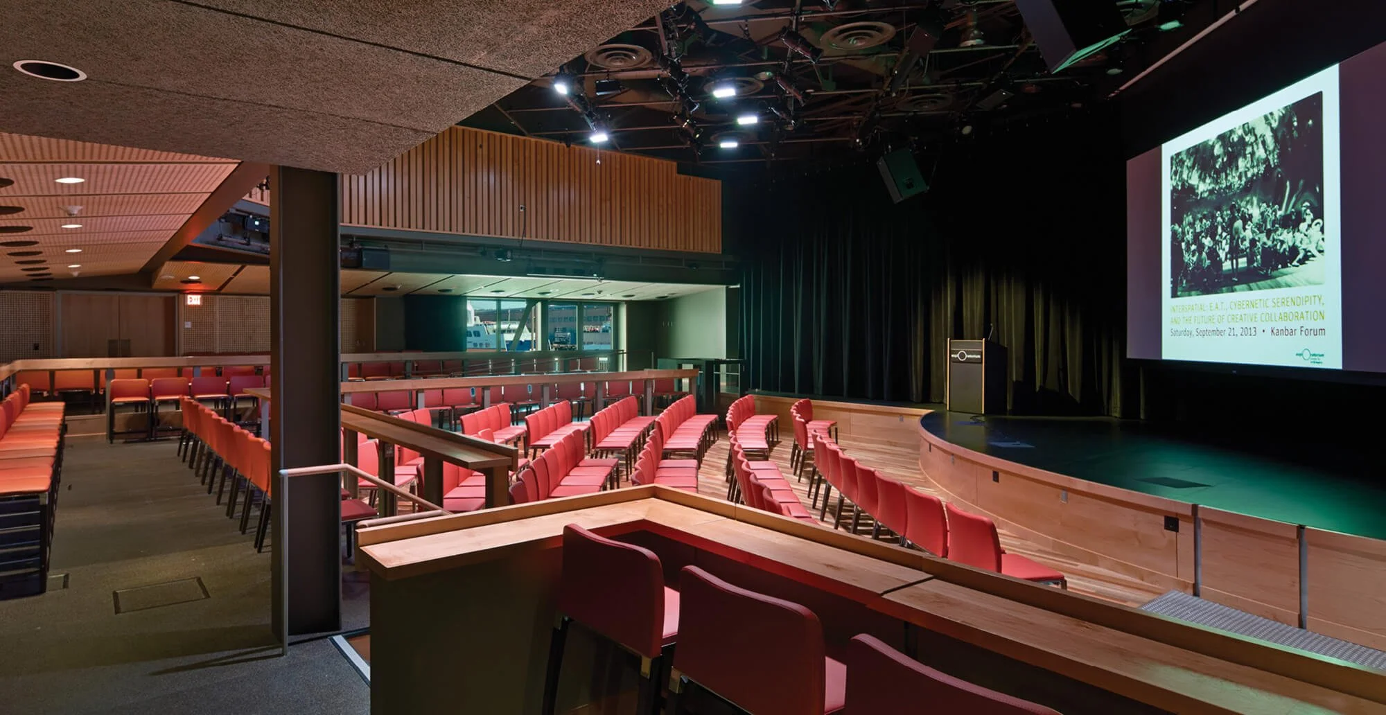 Theater and audiovisual consulting for the Kanbar Forum at the Exploratorium Museum