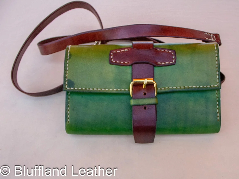 Handmade Leather Vivi Crossbody Wallet Green, Wallet Purse, Hand Stitched, Gift for Her