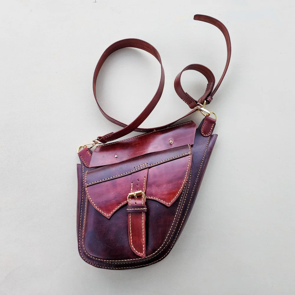 Handmade Leather Dakotah Crossbody Dark Brown, Crossbody Bag, Hand Stitched, Veg Tan Leather Purse