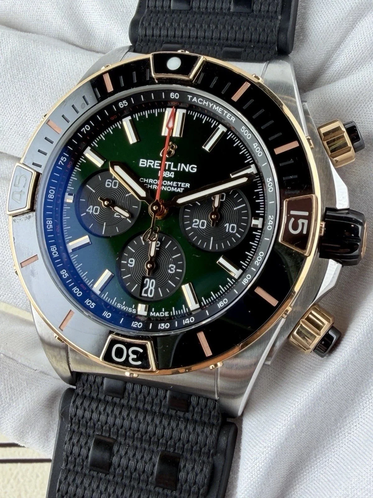 158129891849-04.jpg