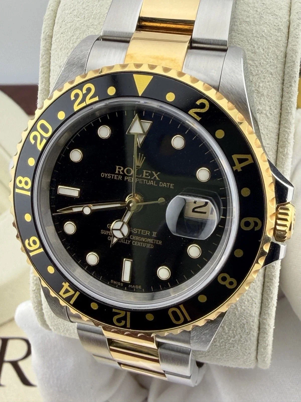 158107206343-03.jpg