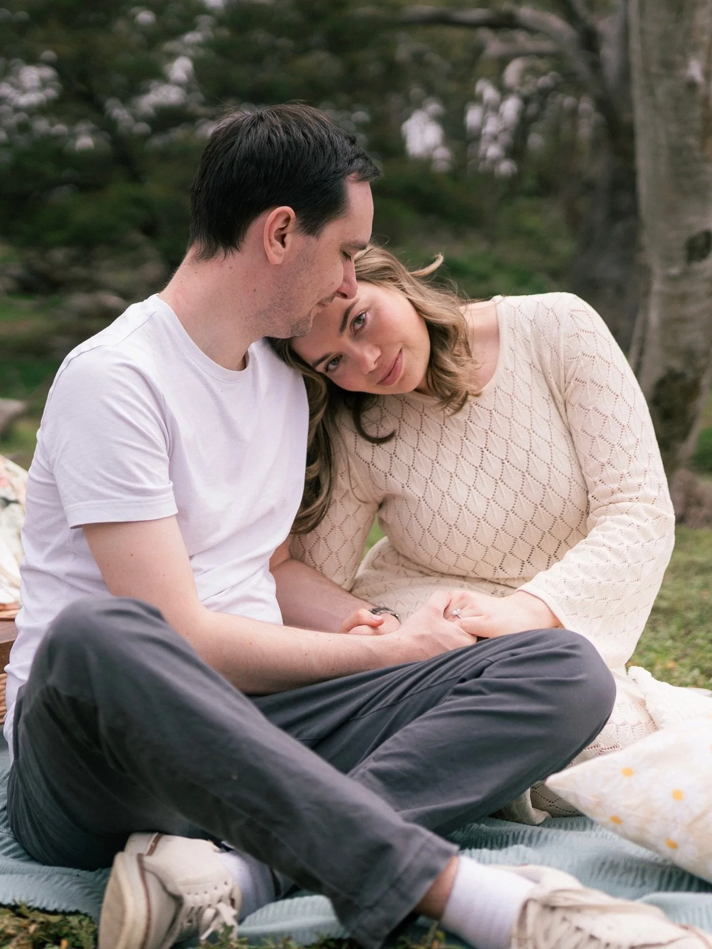 Sunshine, a picnic setup, and a once-in-a-lifetime &ldquo;yes.&rdquo;

#PicnicProposal
#MelbourneProposal
#SheSaidYes
#EngagedInMelbourne
YouYangs
ProposalInspo
MelbournePhotographer
ProposalPhotographer