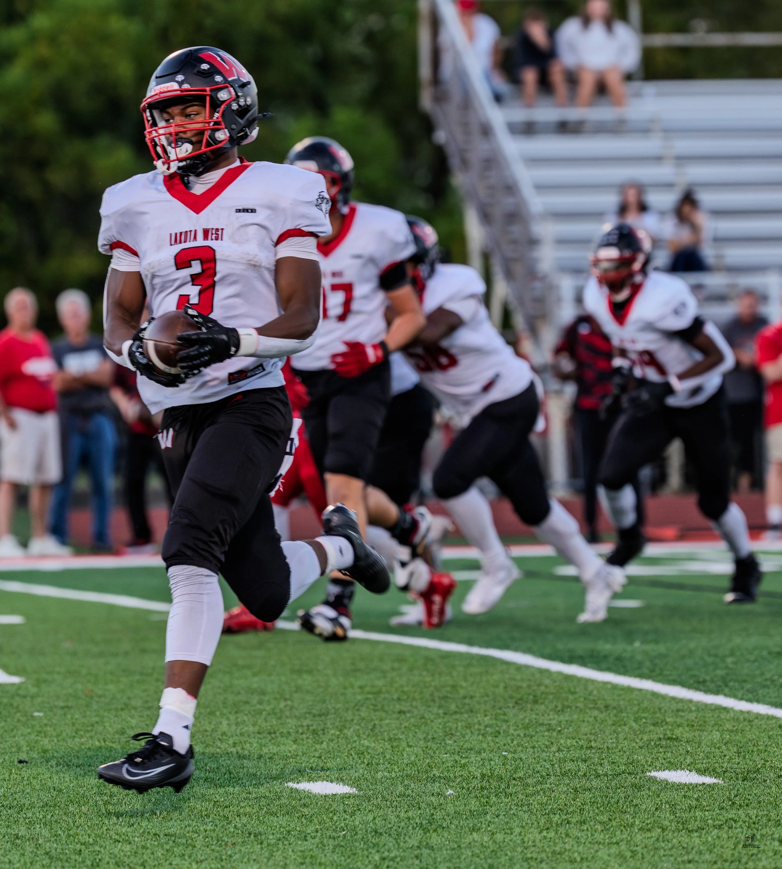 CHS vs. Lakota West-16.jpg