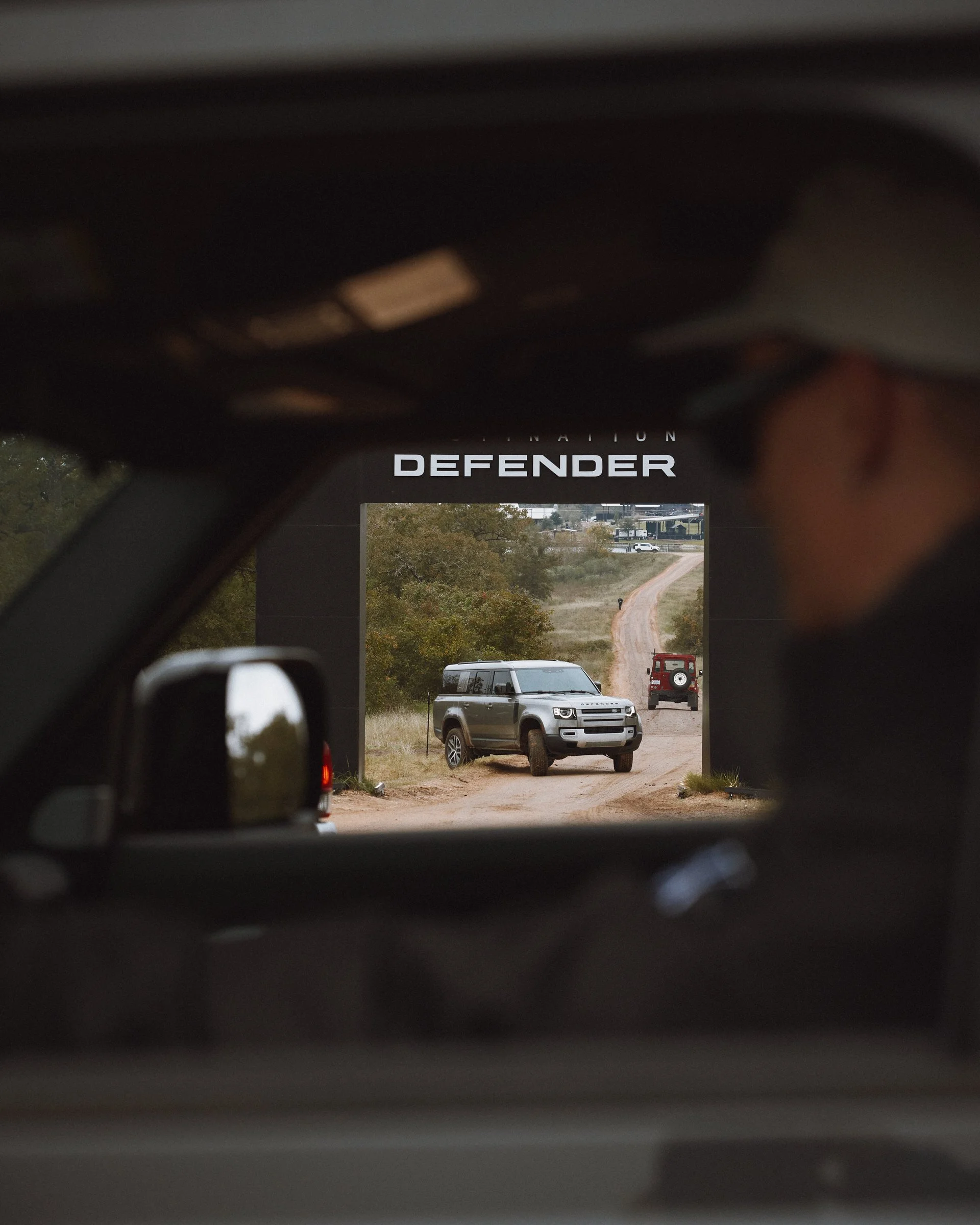kro-jlr-destinationdefender-4.jpg