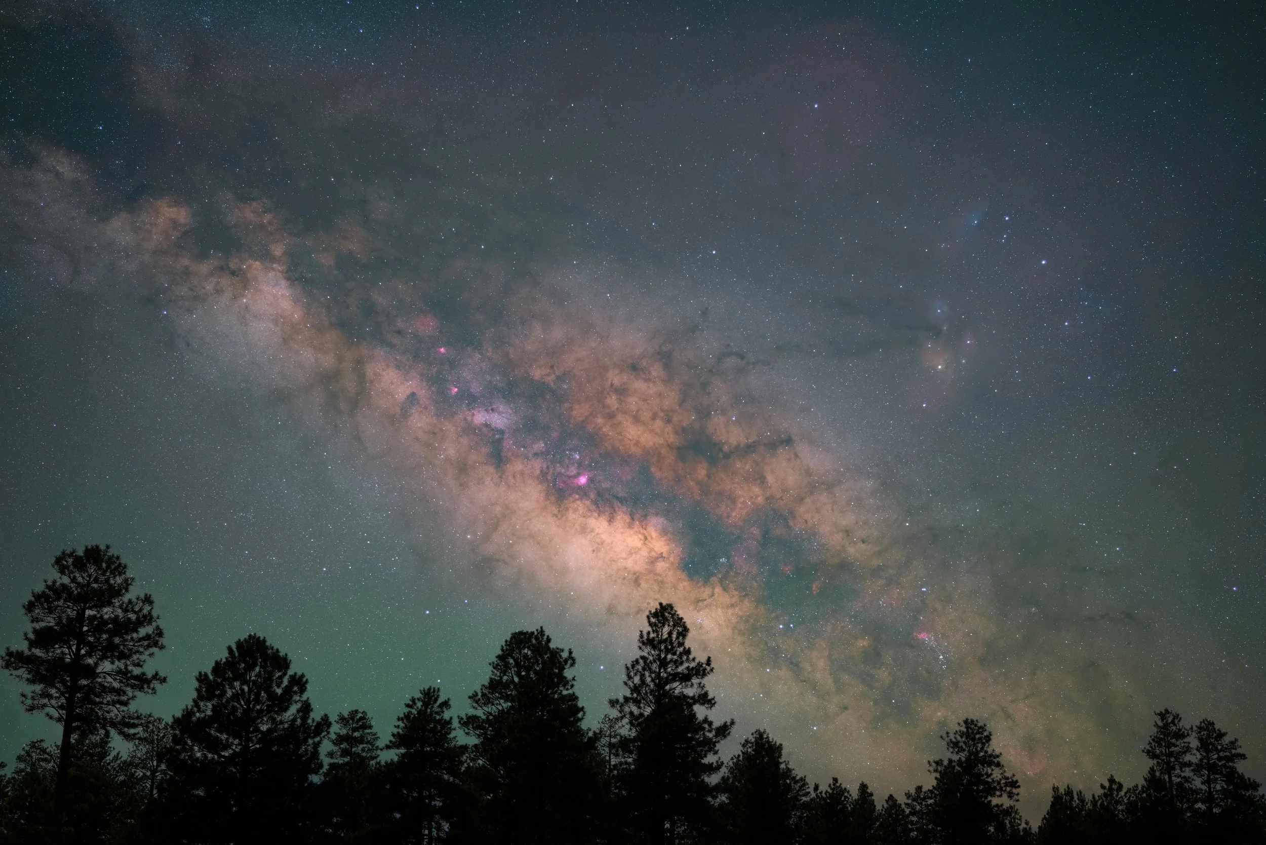Discover the Cosmos: Stargazing &amp; Astrophotography Tours in the American Southwest