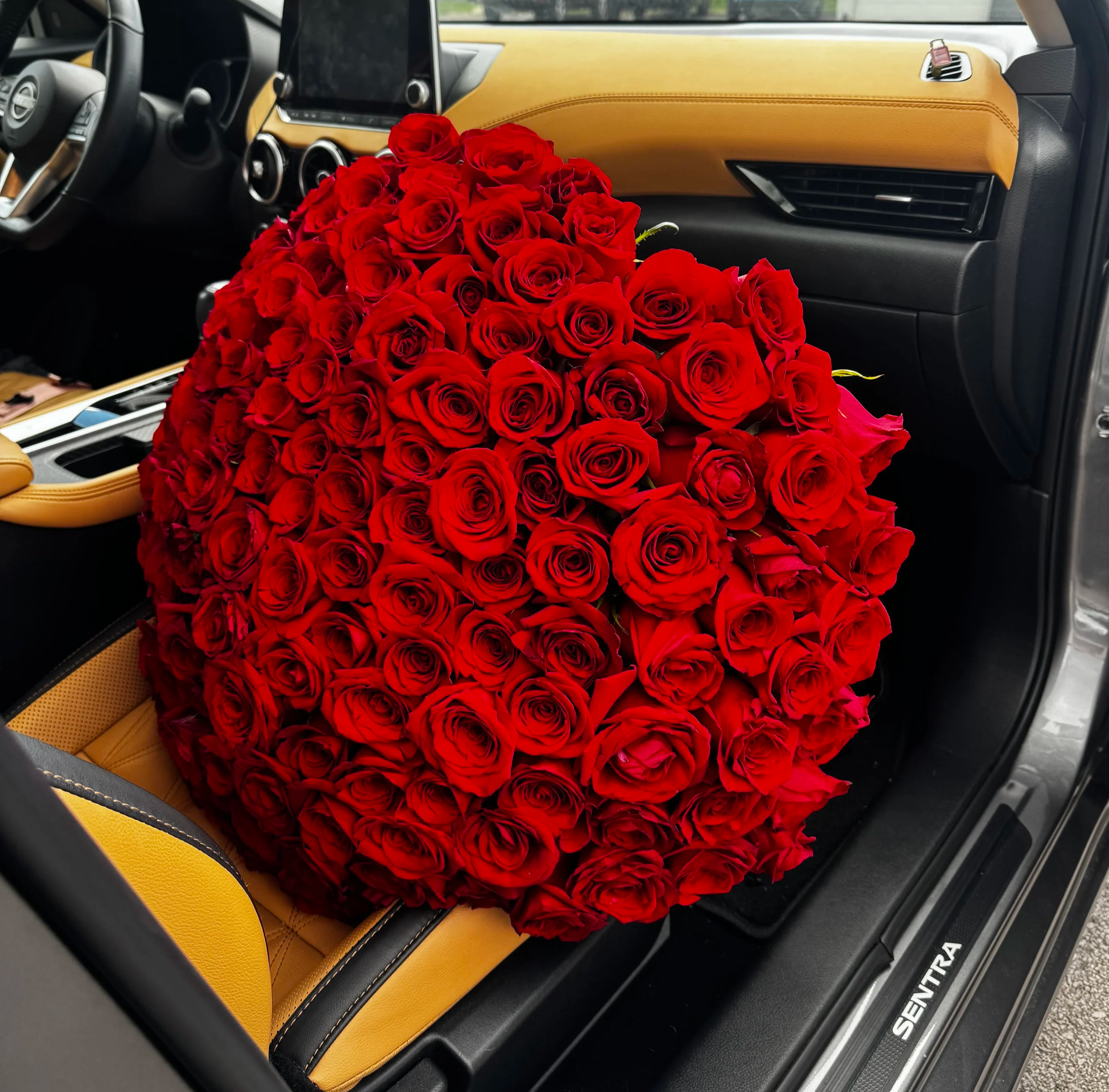 Luxury Red Rose Bouquet