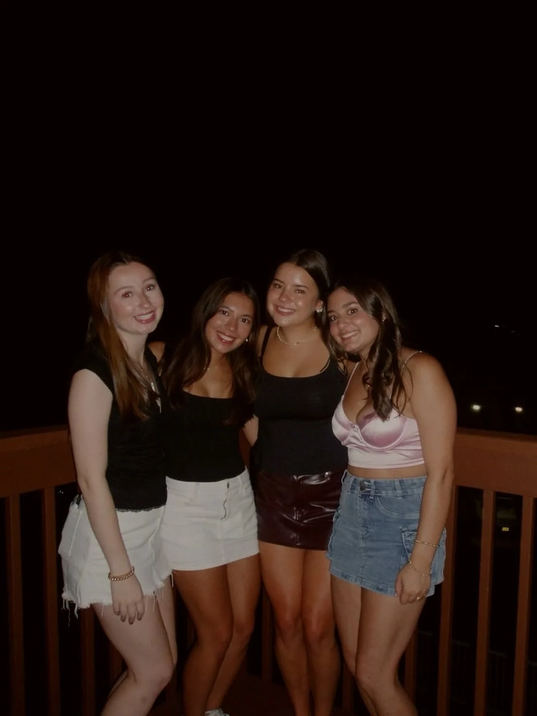 @kitcooney06 + @ella.gladysiewski + @camillaswanson_ + @dara_alp