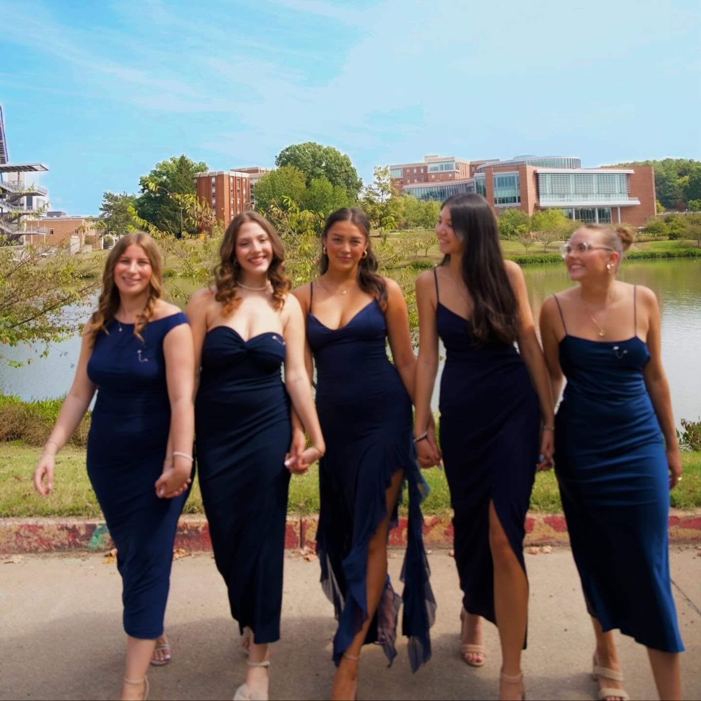 digital diary 5/8 📸🍁🏈🥂🪩