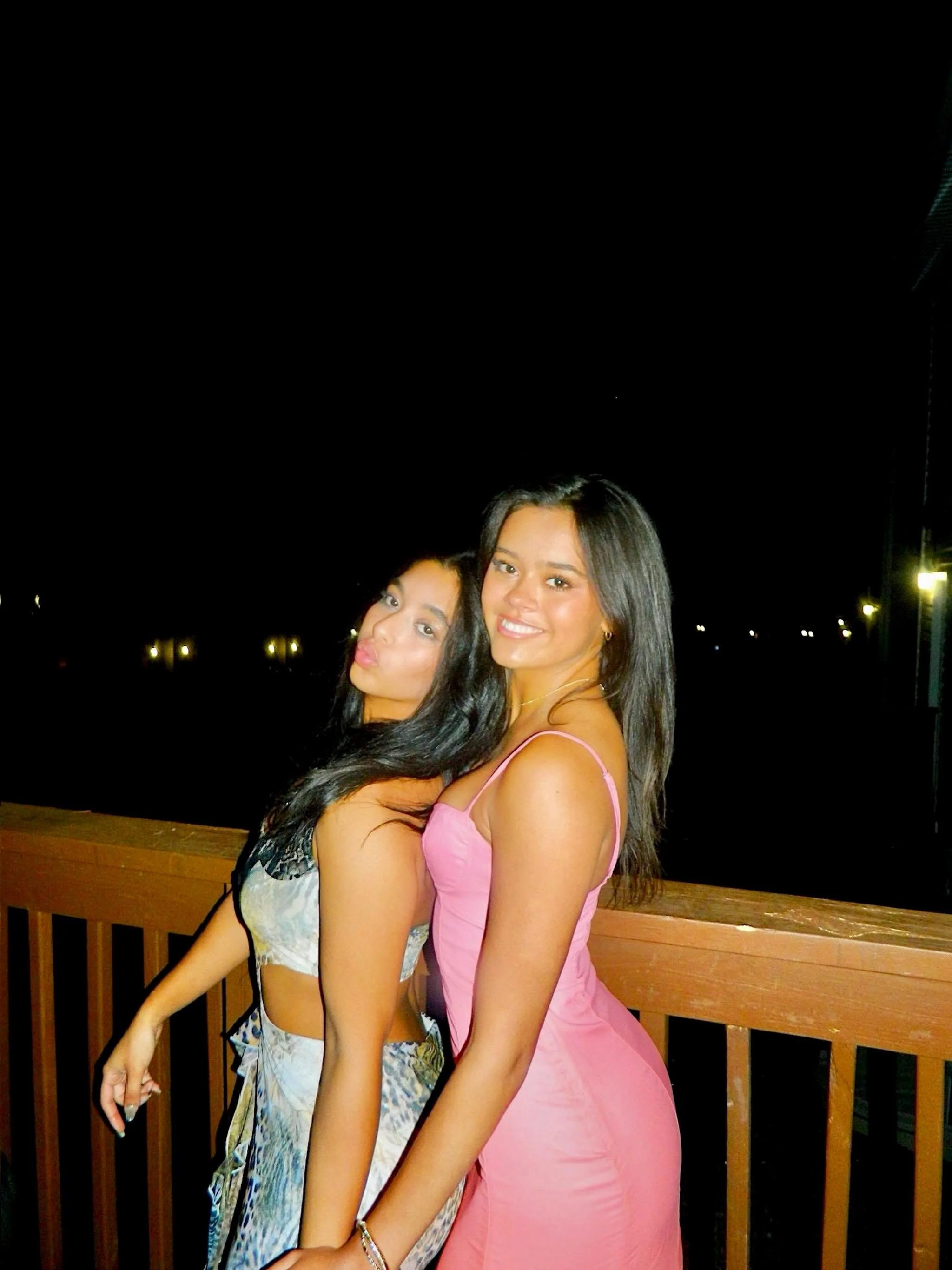 @raniadalilaa + @brownlilyy