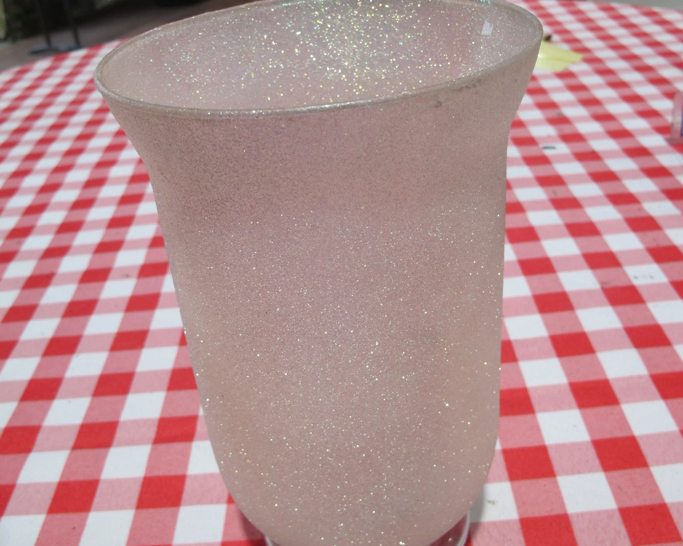 (D38) Glittery Vases (set of 2)