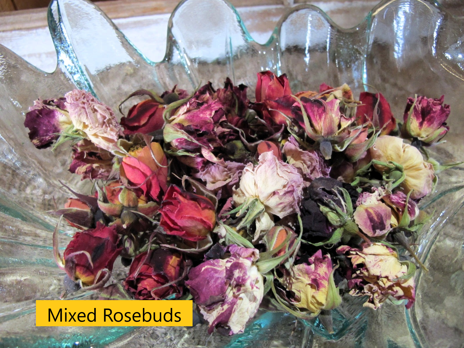 Dried Rose Buds.png