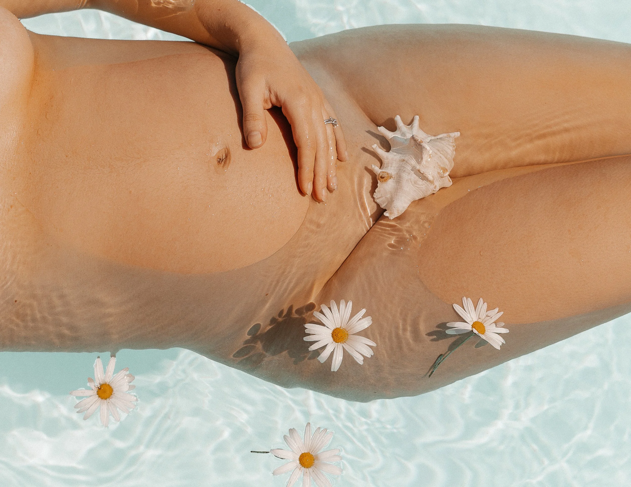 underwater_maternity_93.jpg