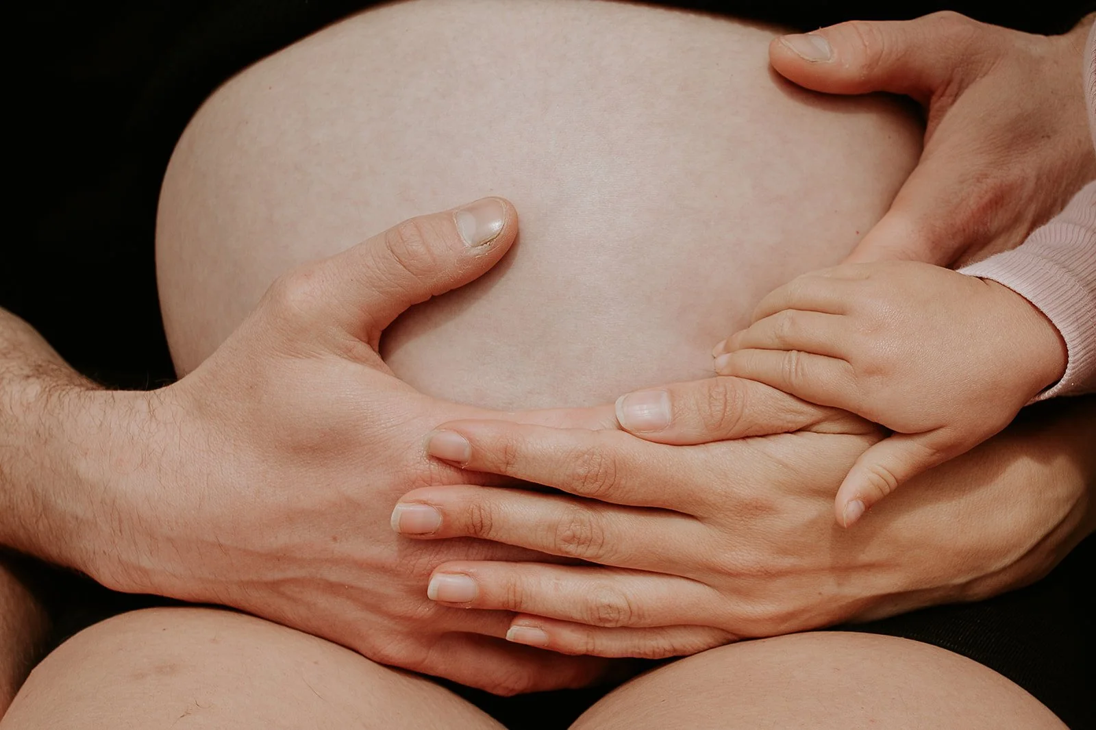 Em, Milan & Goldie HR 62_websize.jpg