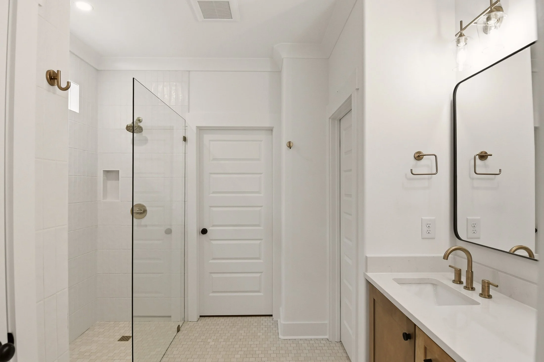 124 Shady Brooke-52.jpg