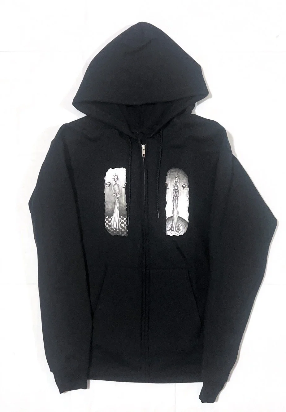 Horus and Ra, Medium