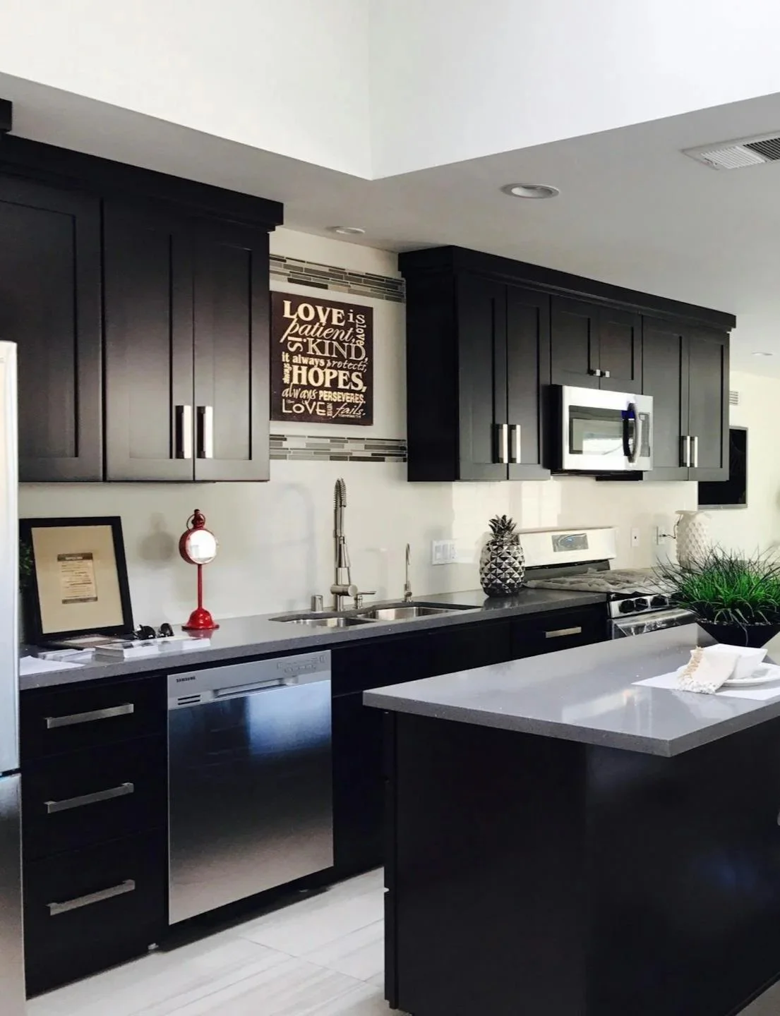 Task-Smart Haul Away stainless steel appliances in Poinciana Florida.