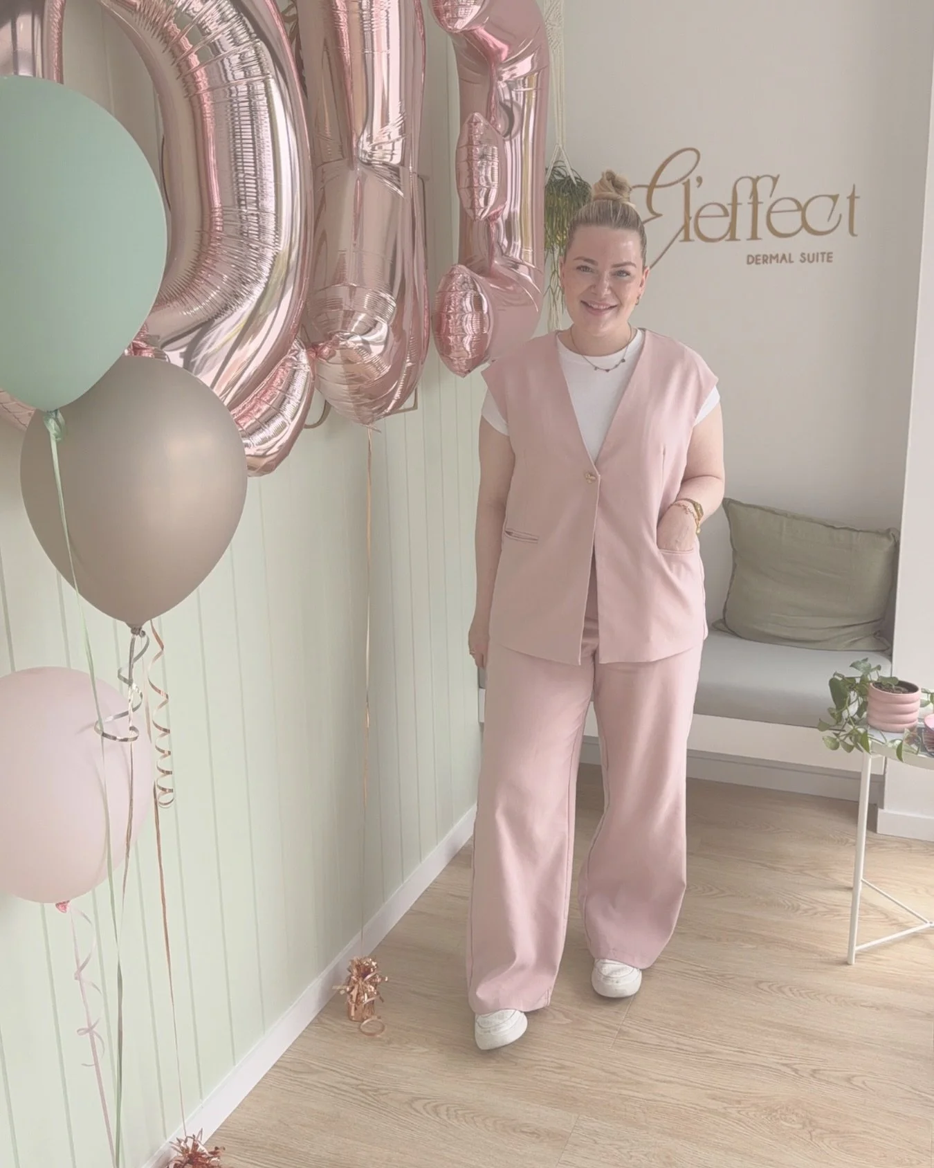 Our first &lsquo;Dermal Drops&rsquo; blog post is live. Head to www.eleffectdermalsuite.com.au to read now 💗 

Closed today. Looking forward to be back in the clinic tomorrow 💭