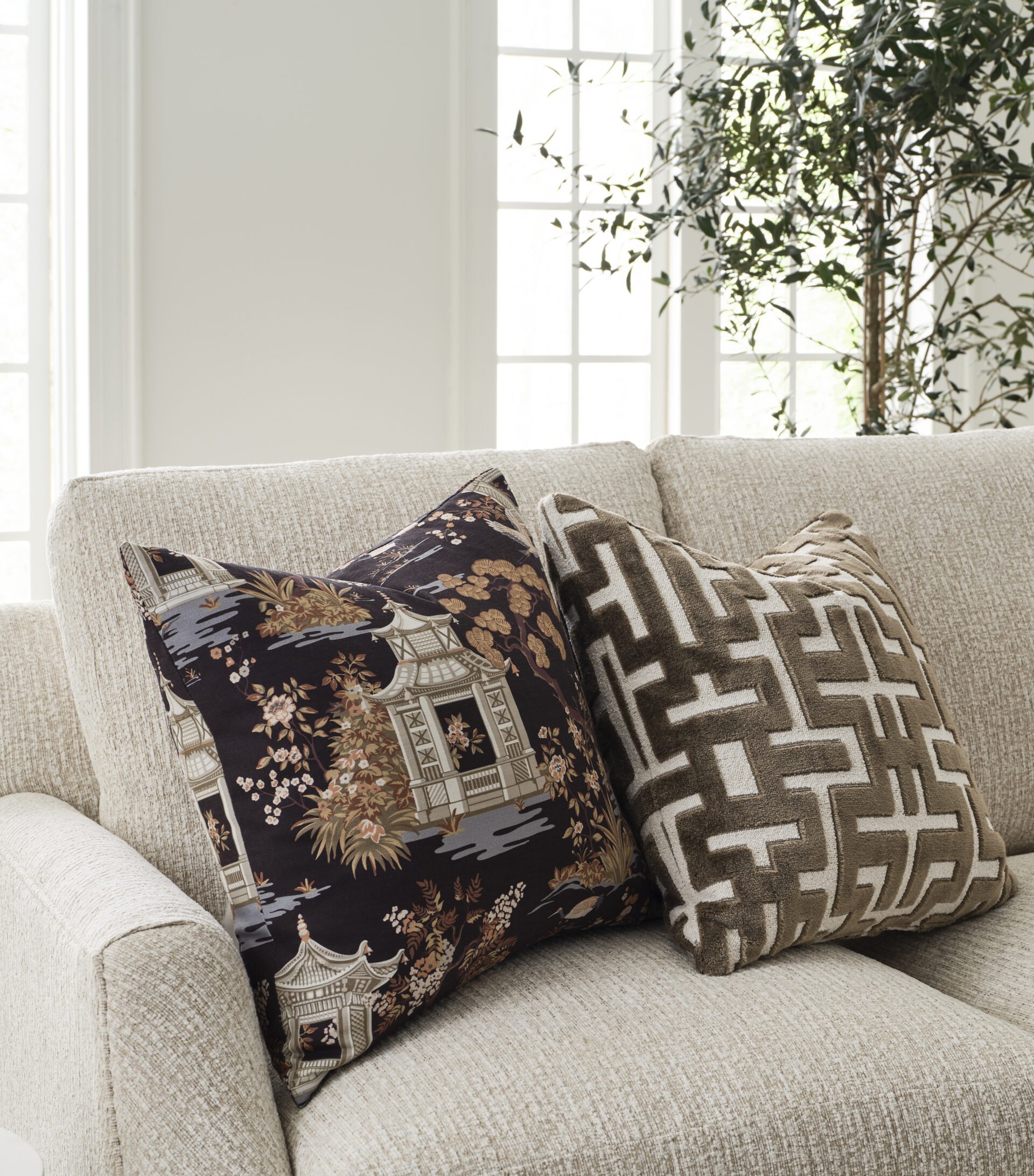 CC_LONG_SOFA_PILLOW_RS-1920x2184.jpg