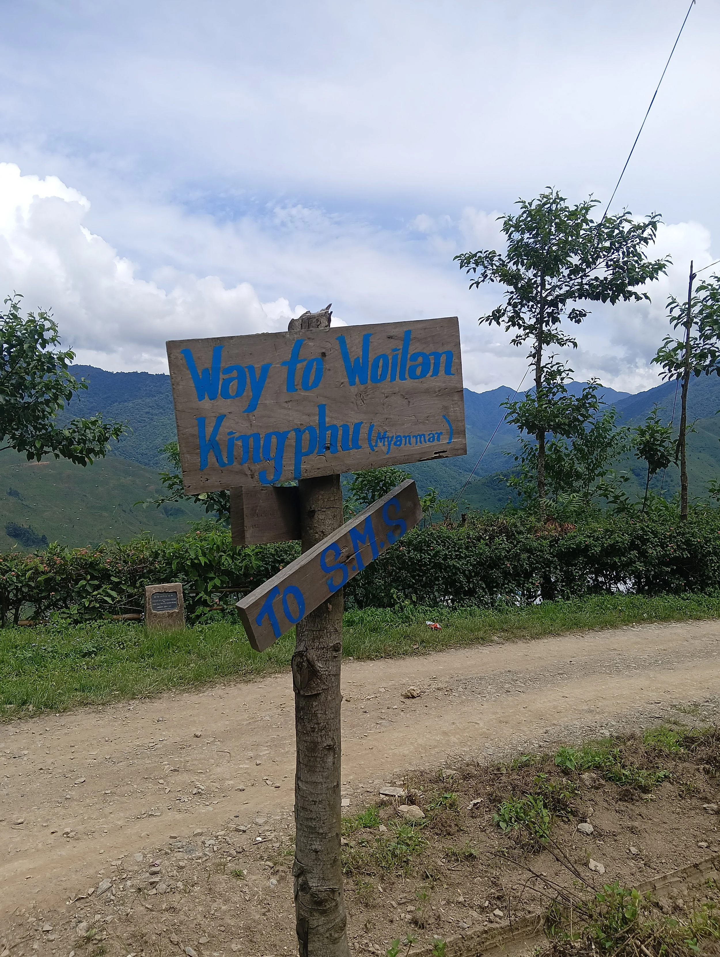 WO25_SignPostInDan_20250723.jpg