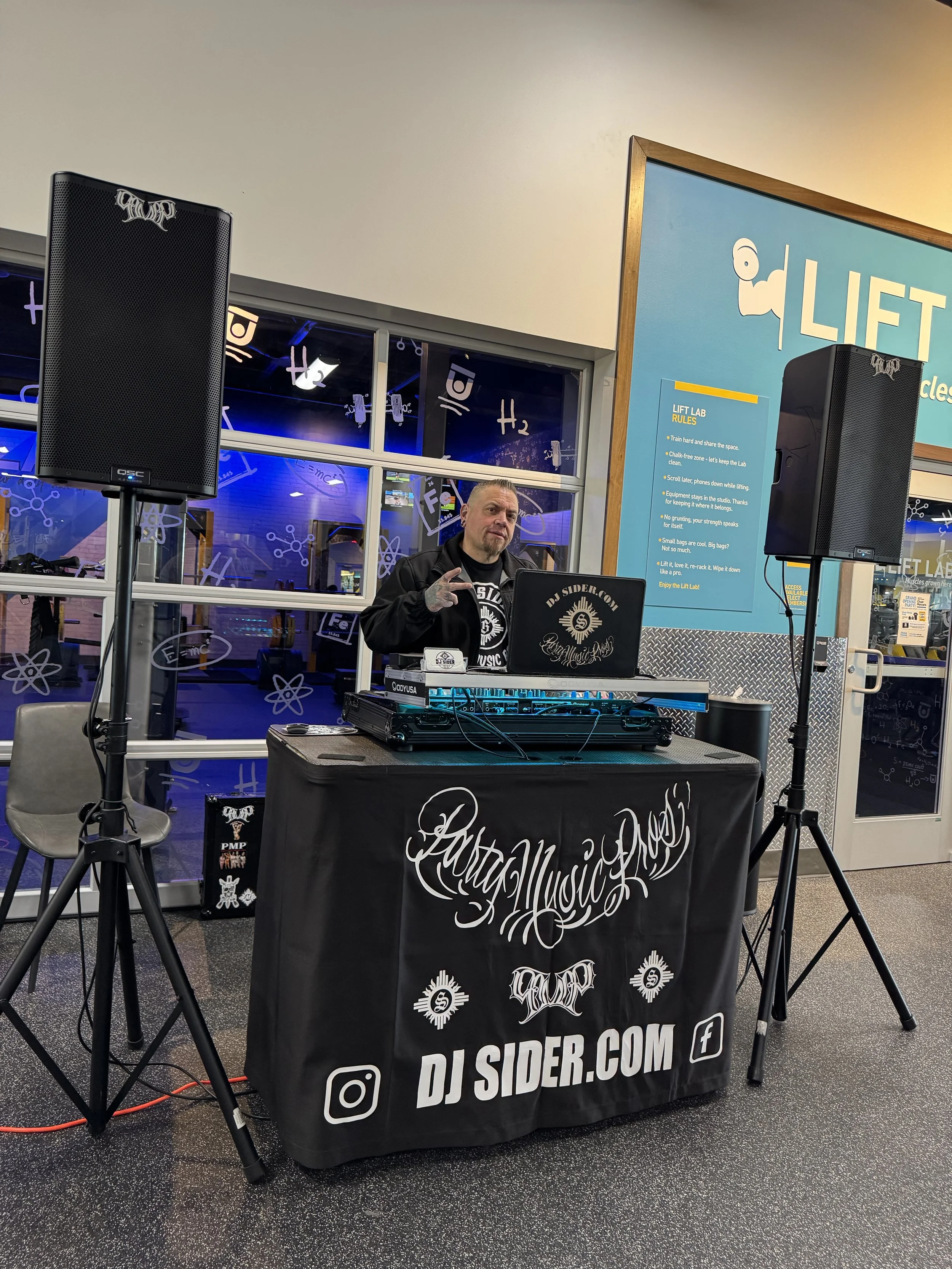 Chuze Grand Opening Manzano